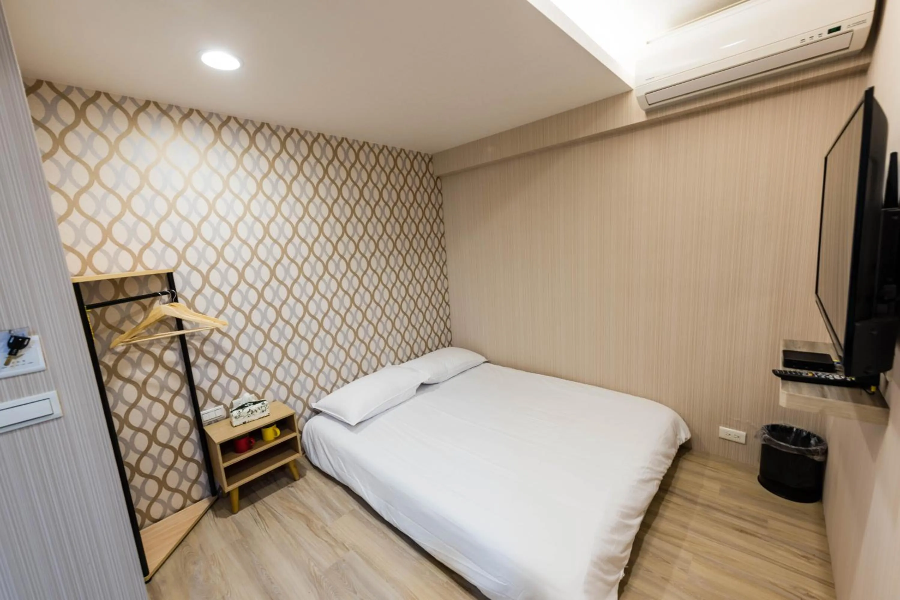 Bed in ManMan House Ruifang