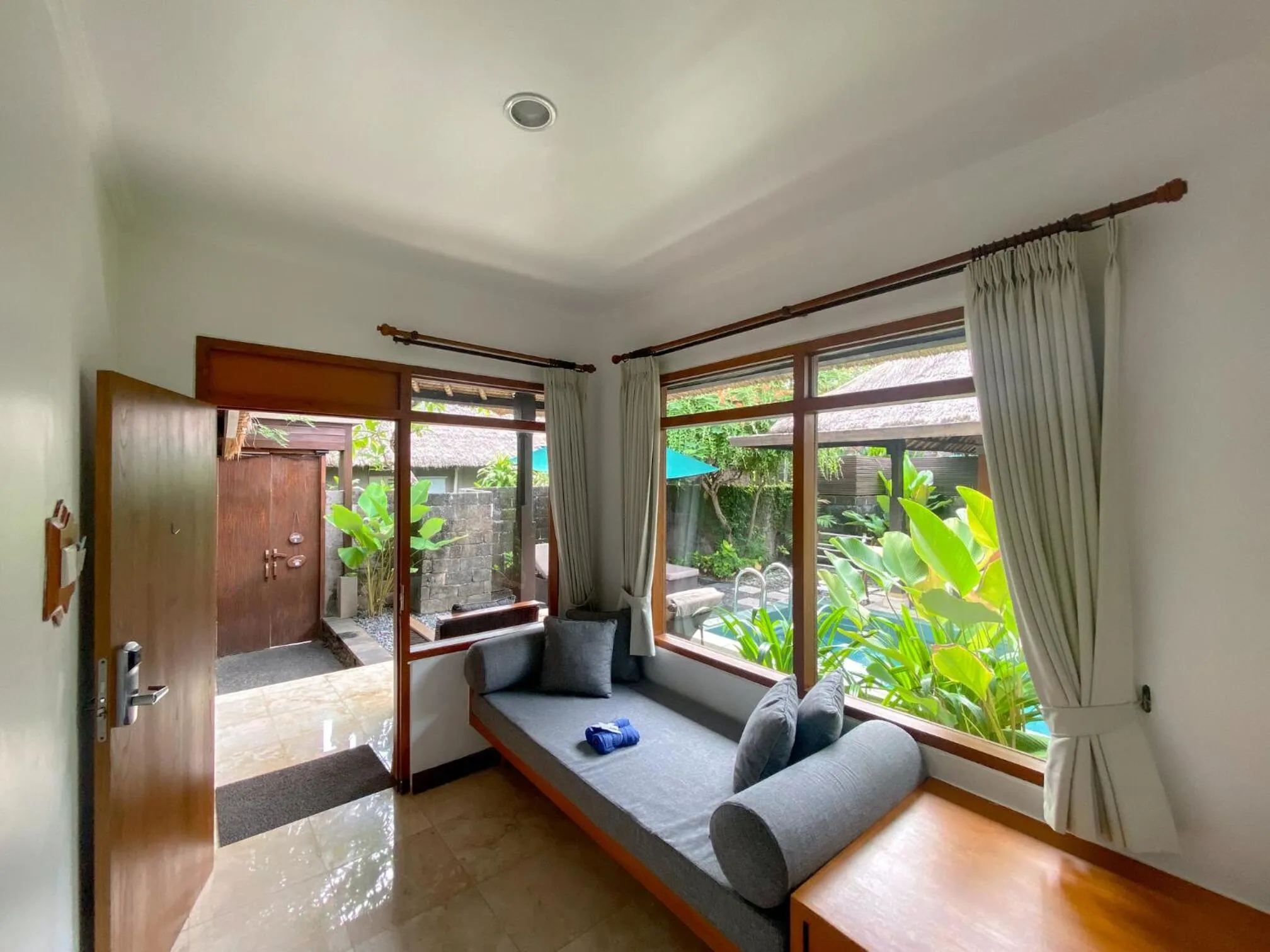 Living room in Legian Beach Hotel