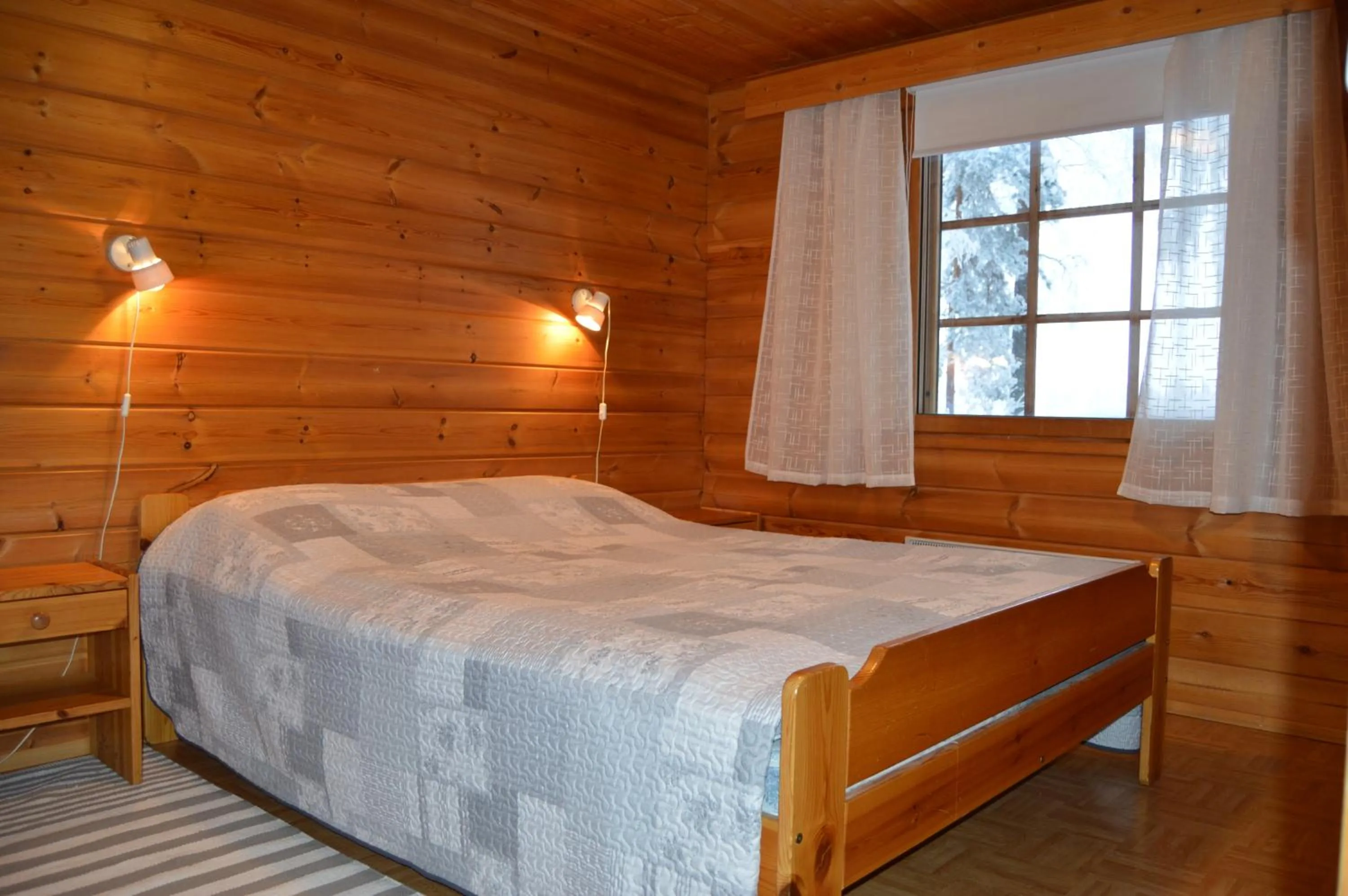 Bedroom, Bed in Rinnepelto Holiday Cottages