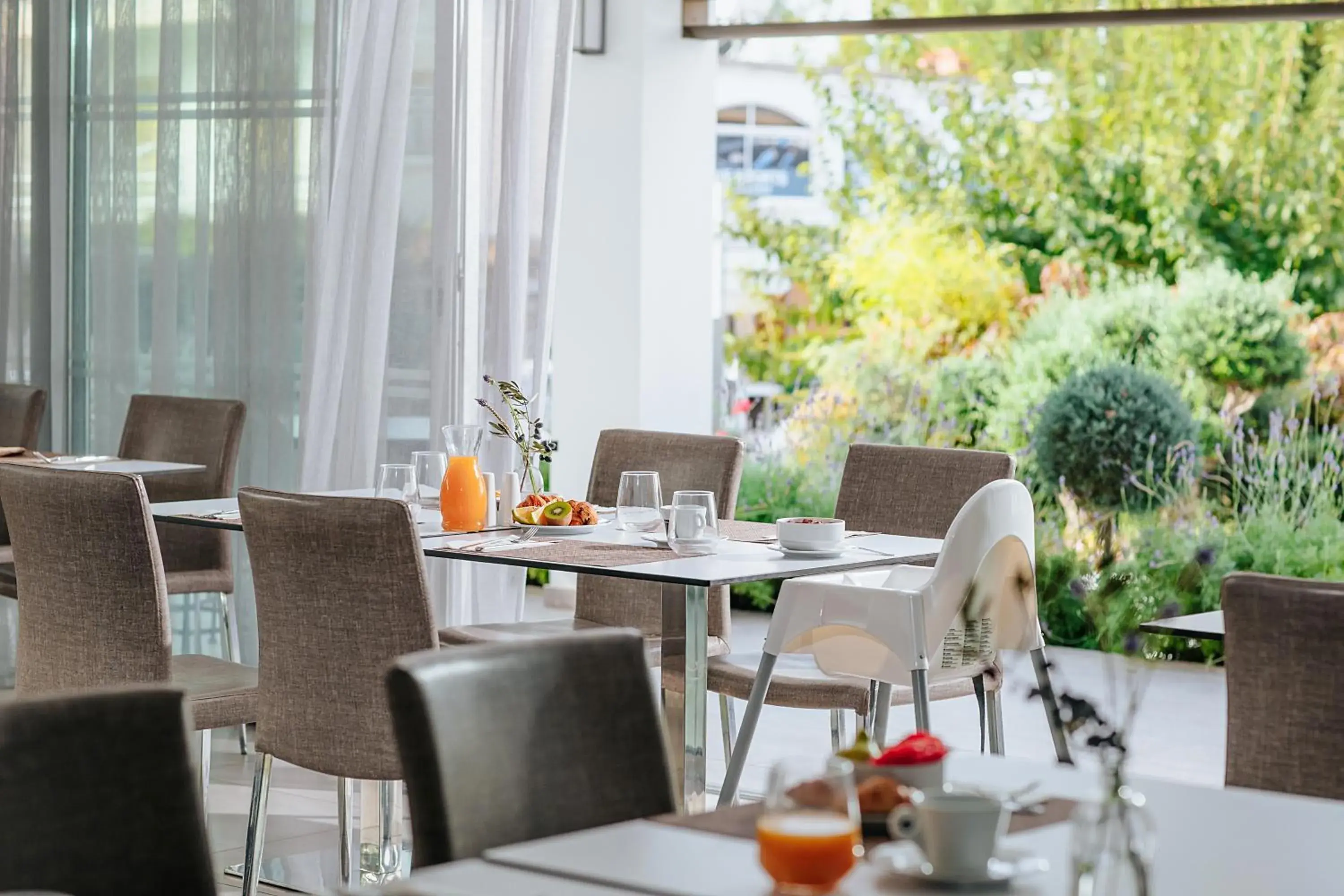 Restaurant/places to eat in Sofianna Resort & Spa Restaurant/places to eat in Sofianna Resort & Spa