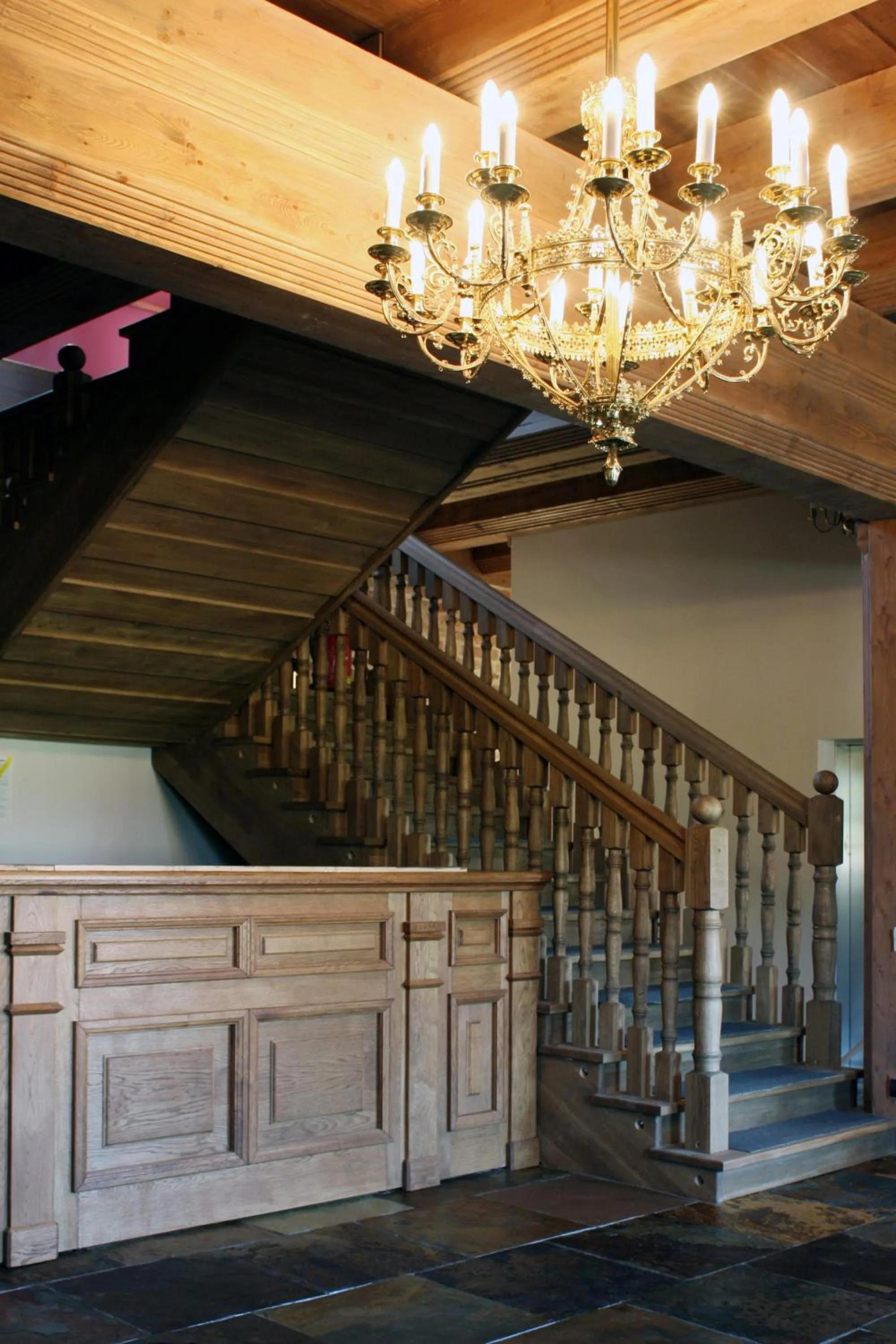 Decorative detail in Klasztor Cedynia Hotel