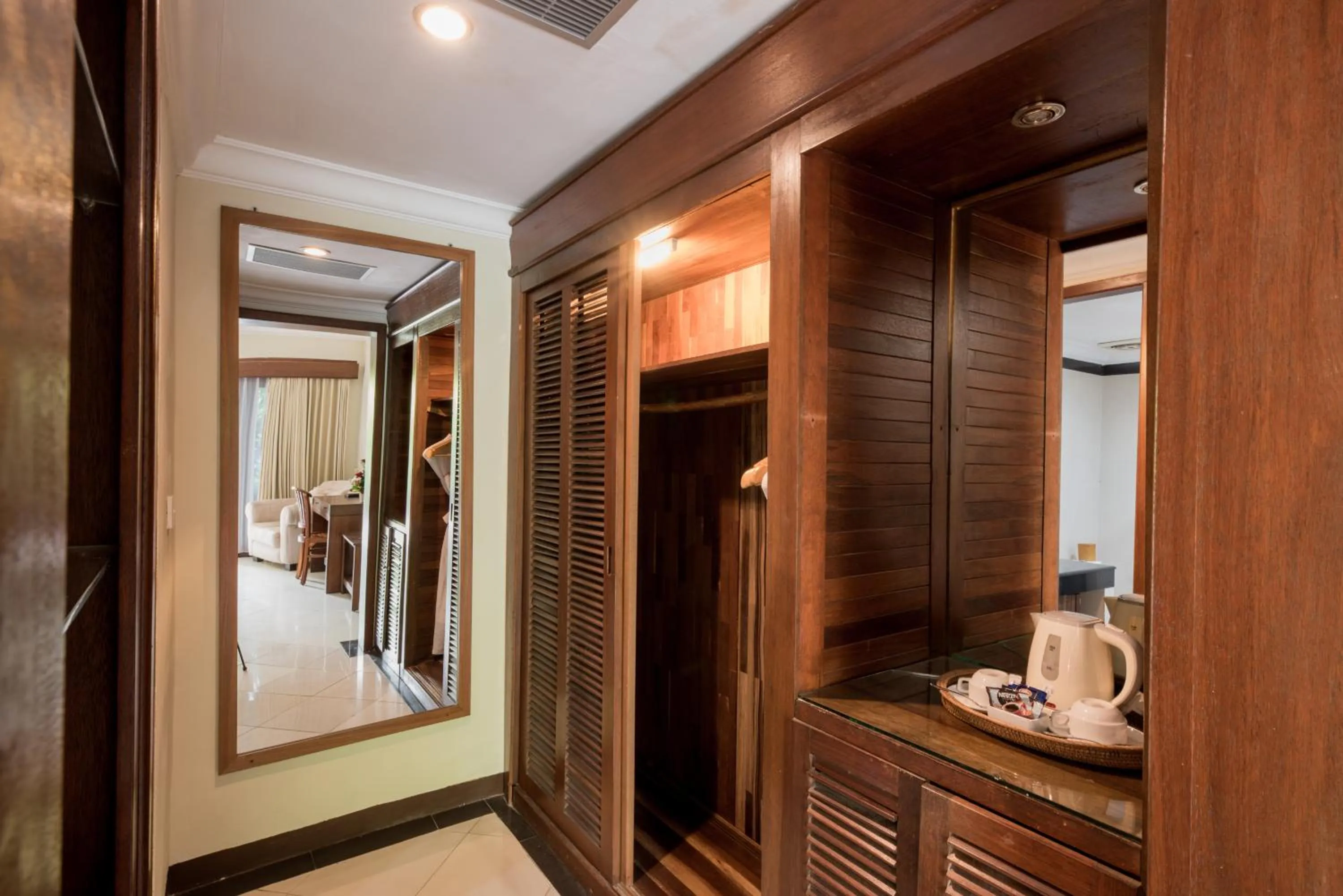 Coffee/tea facilities in Hotel Vila Lumbung