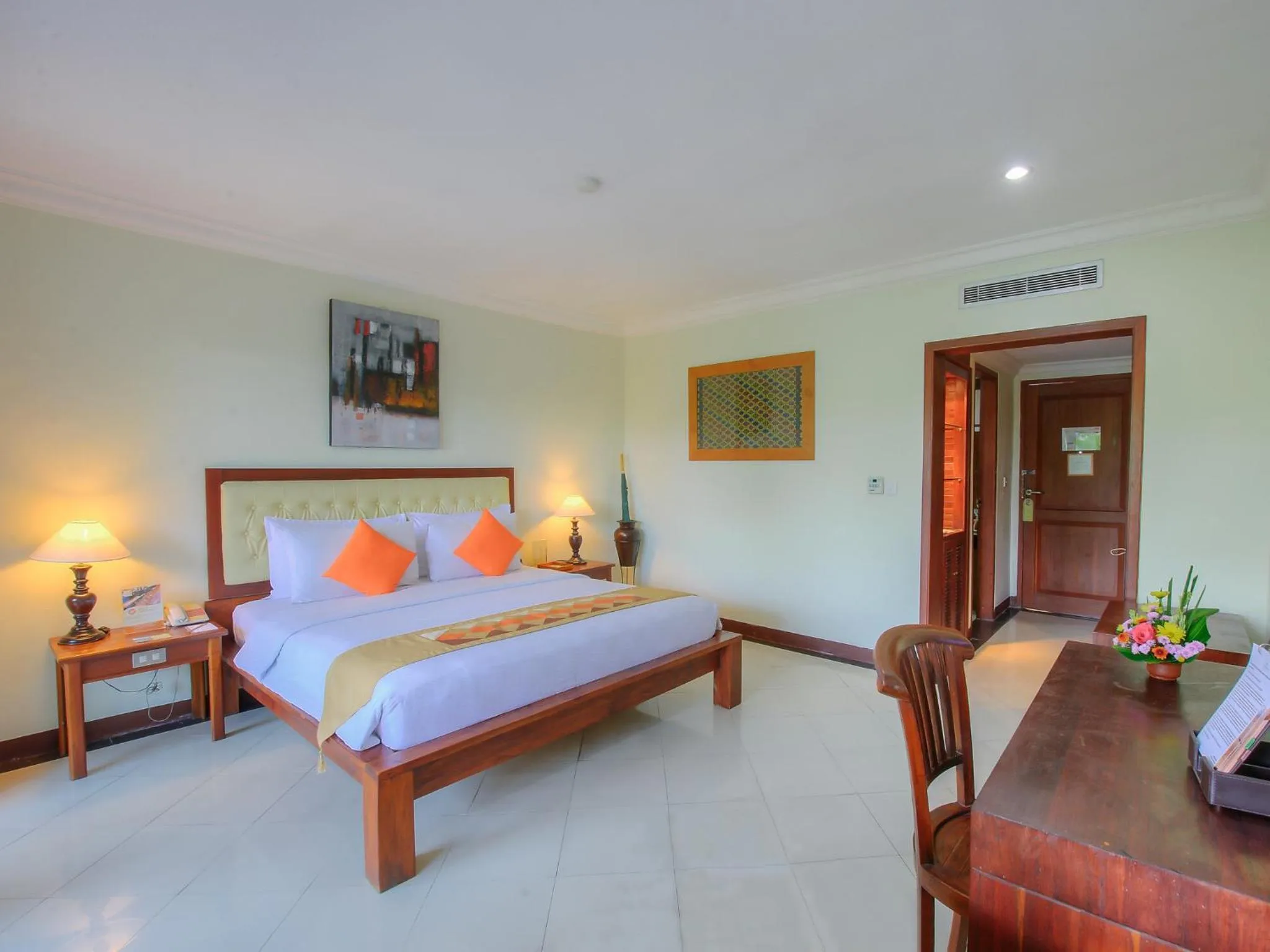 Bedroom, Bed in Hotel Vila Lumbung