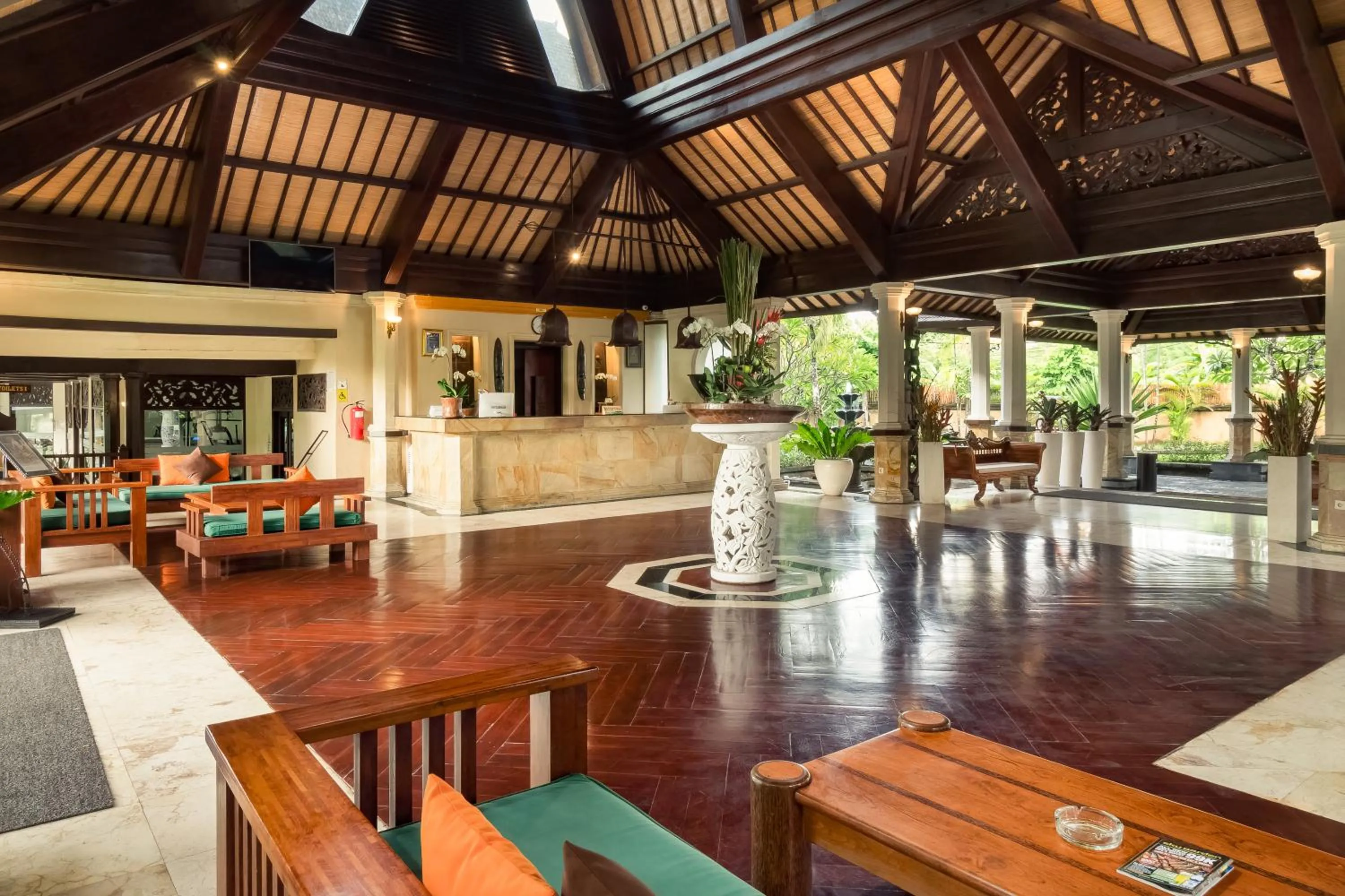Lobby or reception in Hotel Vila Lumbung