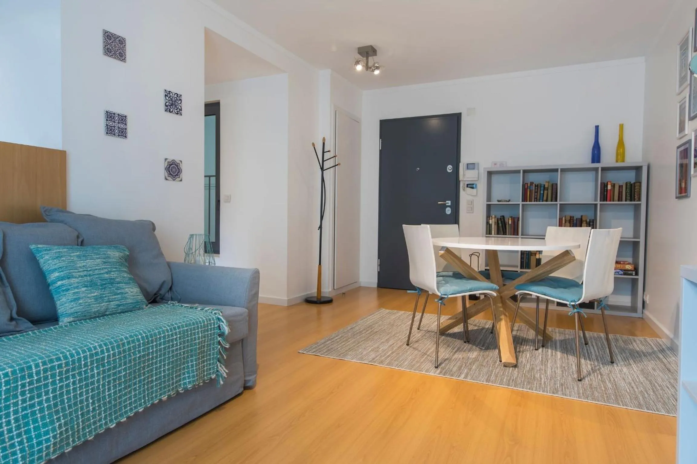 Living room in LovelyStay - Family-Friendly Apartment Downtown