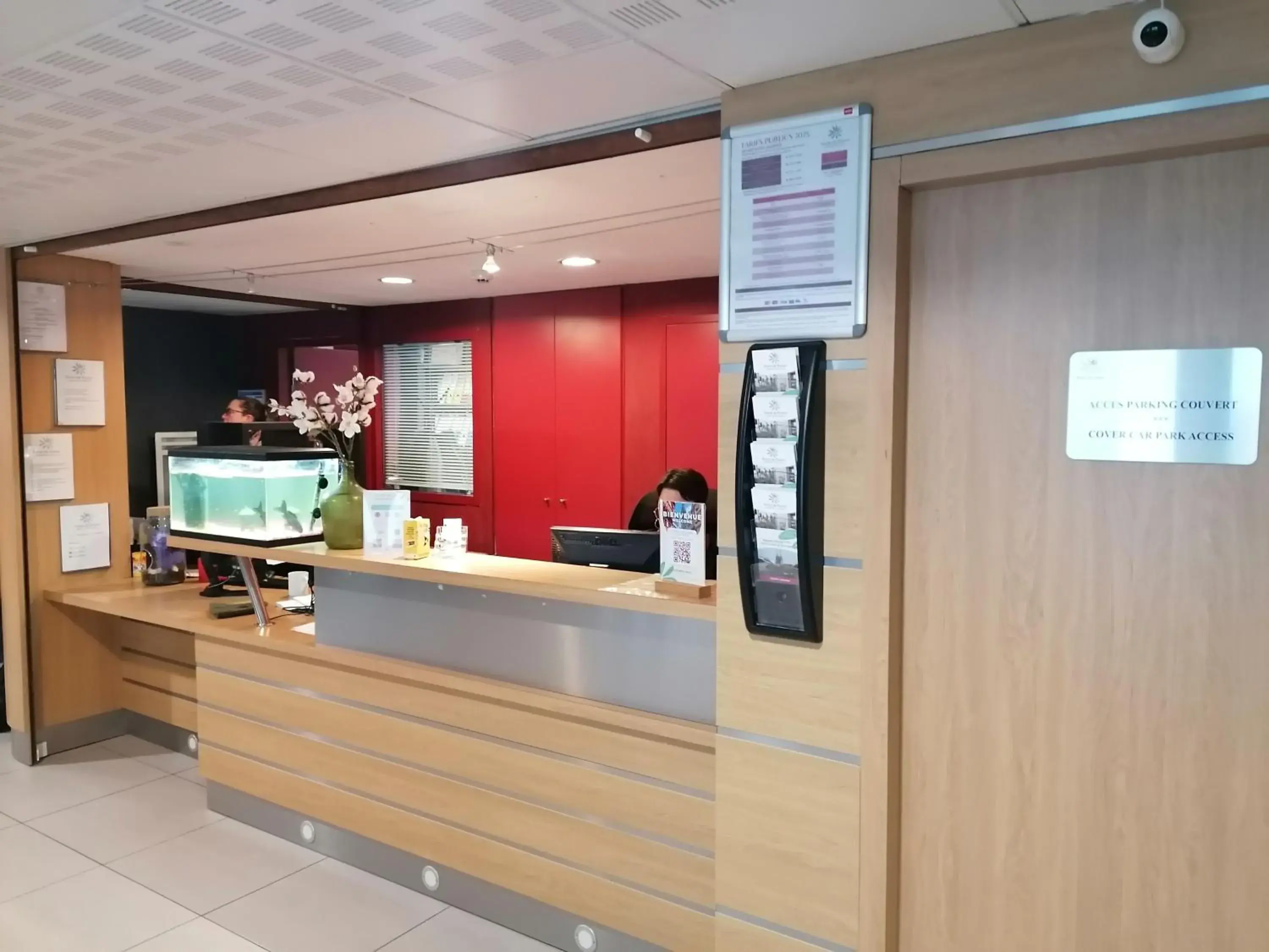 Lobby or reception in Terres de France - Appart'Hotel Quimper Bretagne Lobby or reception in Terres de France - Appart'Hotel Quimper Bretagne