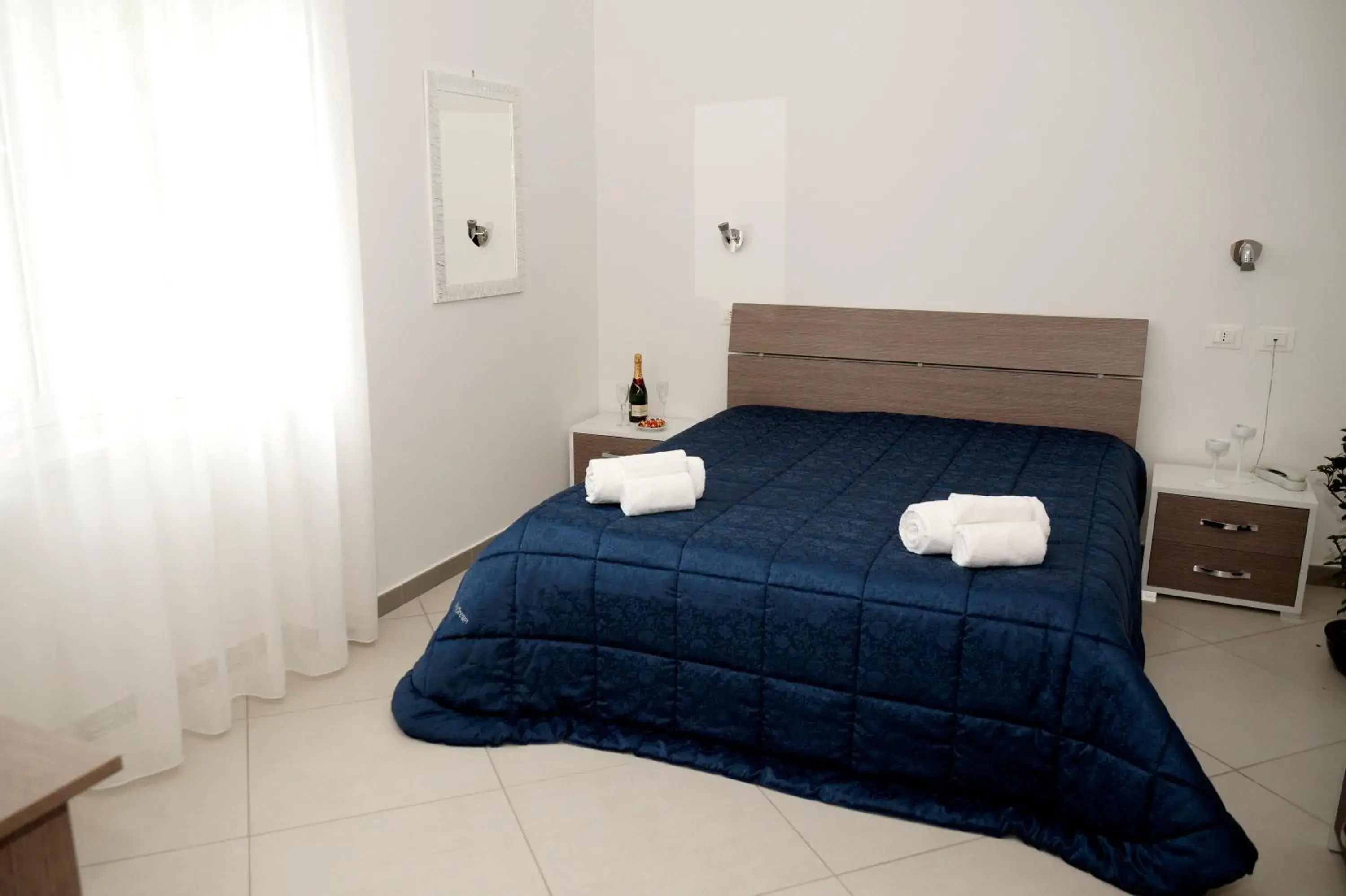 Double Room in HOTEL VALLEVERDE Double Room in HOTEL VALLEVERDE