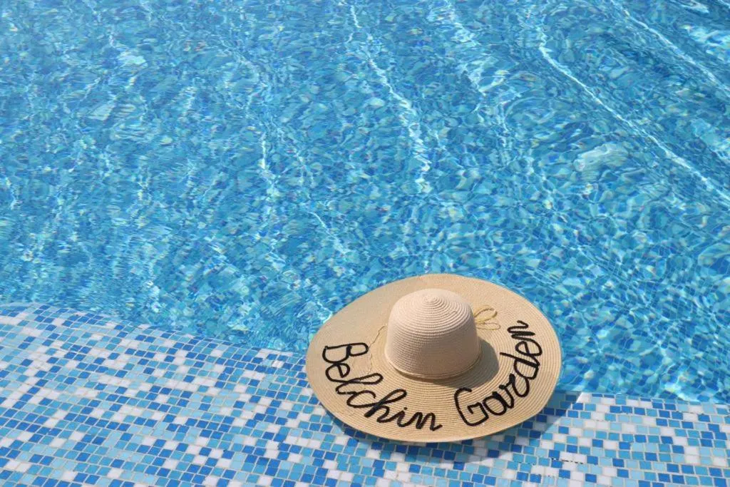 Swimming pool in Belchin Garden SPA&Wellness