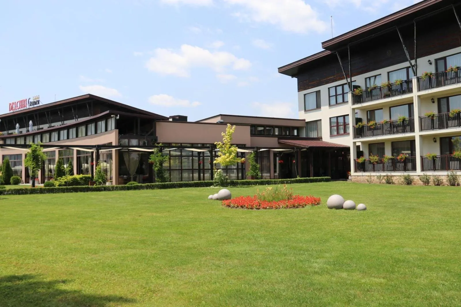 Property building in Belchin Garden SPA&Wellness