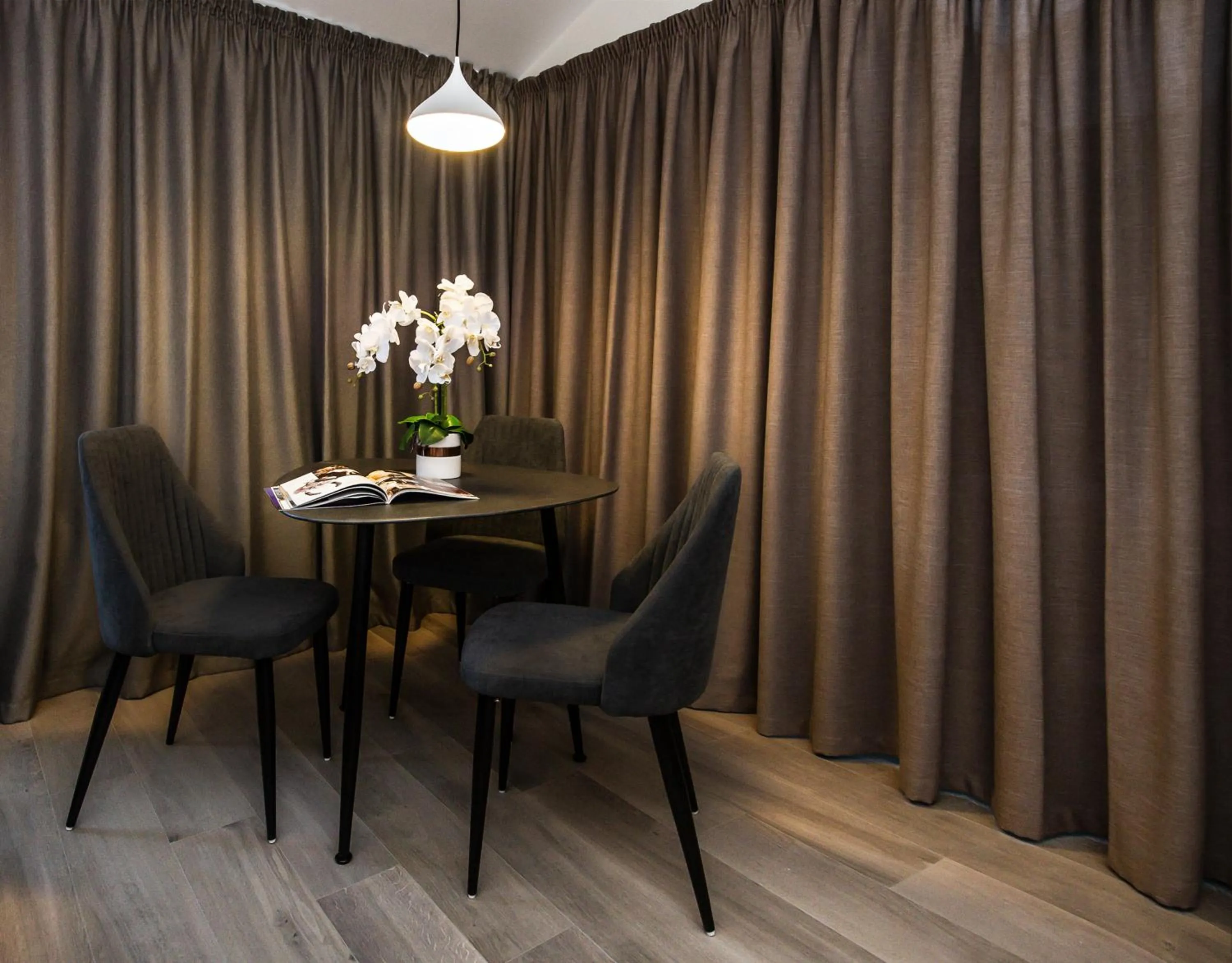 Seating area in Dangė Hotel