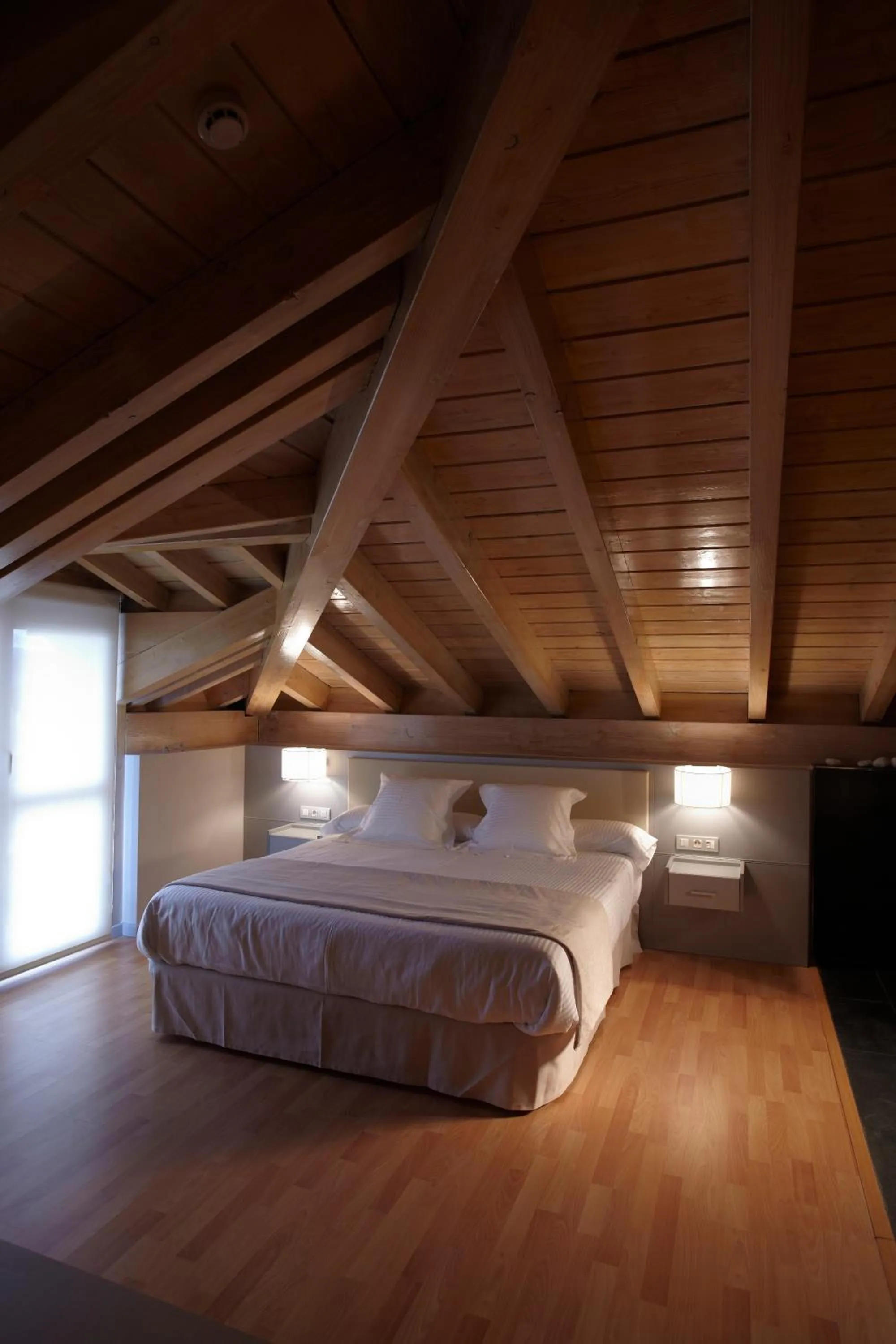 Bedroom, Bed in Hotel Nagusi