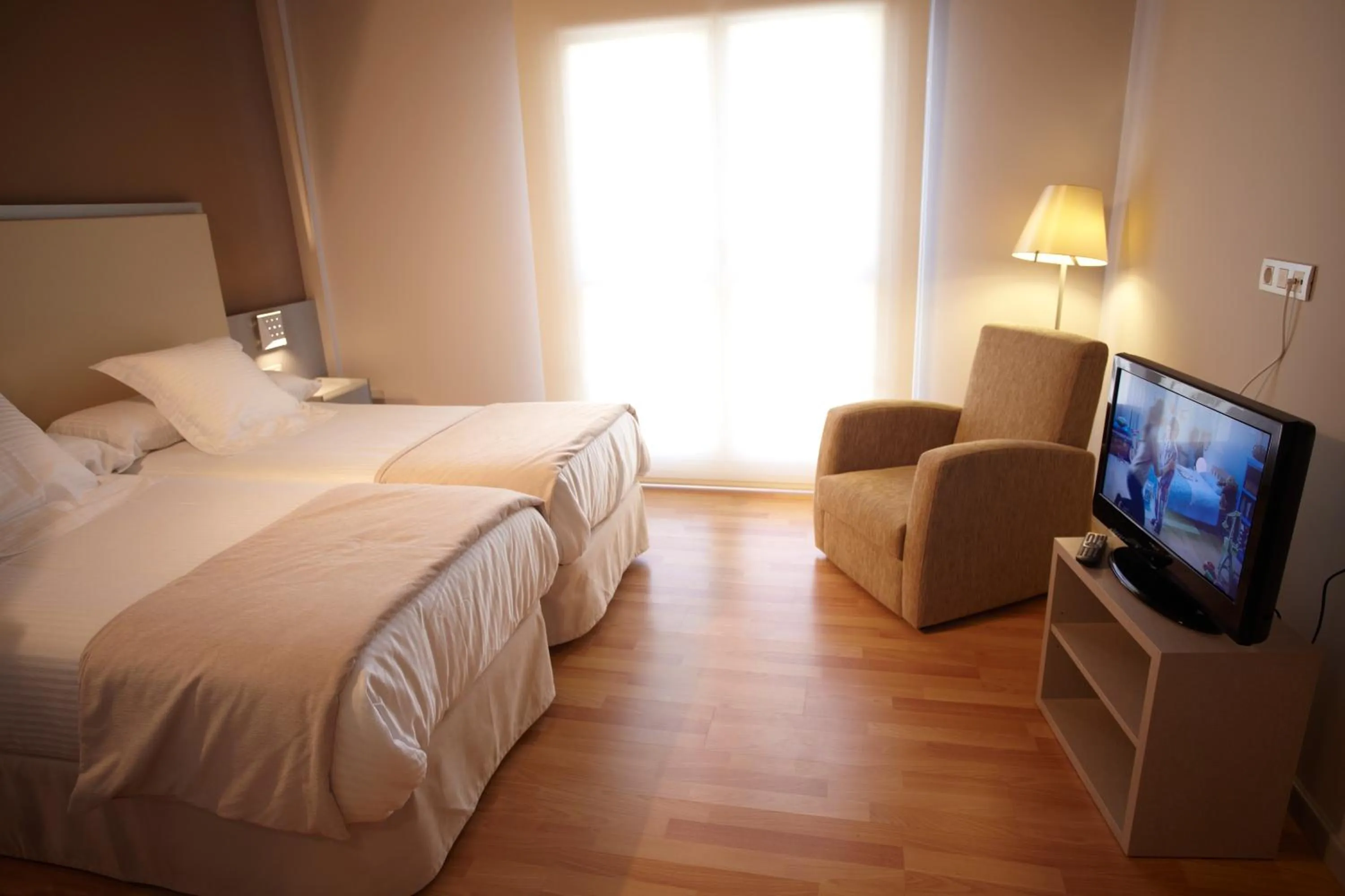 Photo of the whole room, Bed in Hotel Nagusi