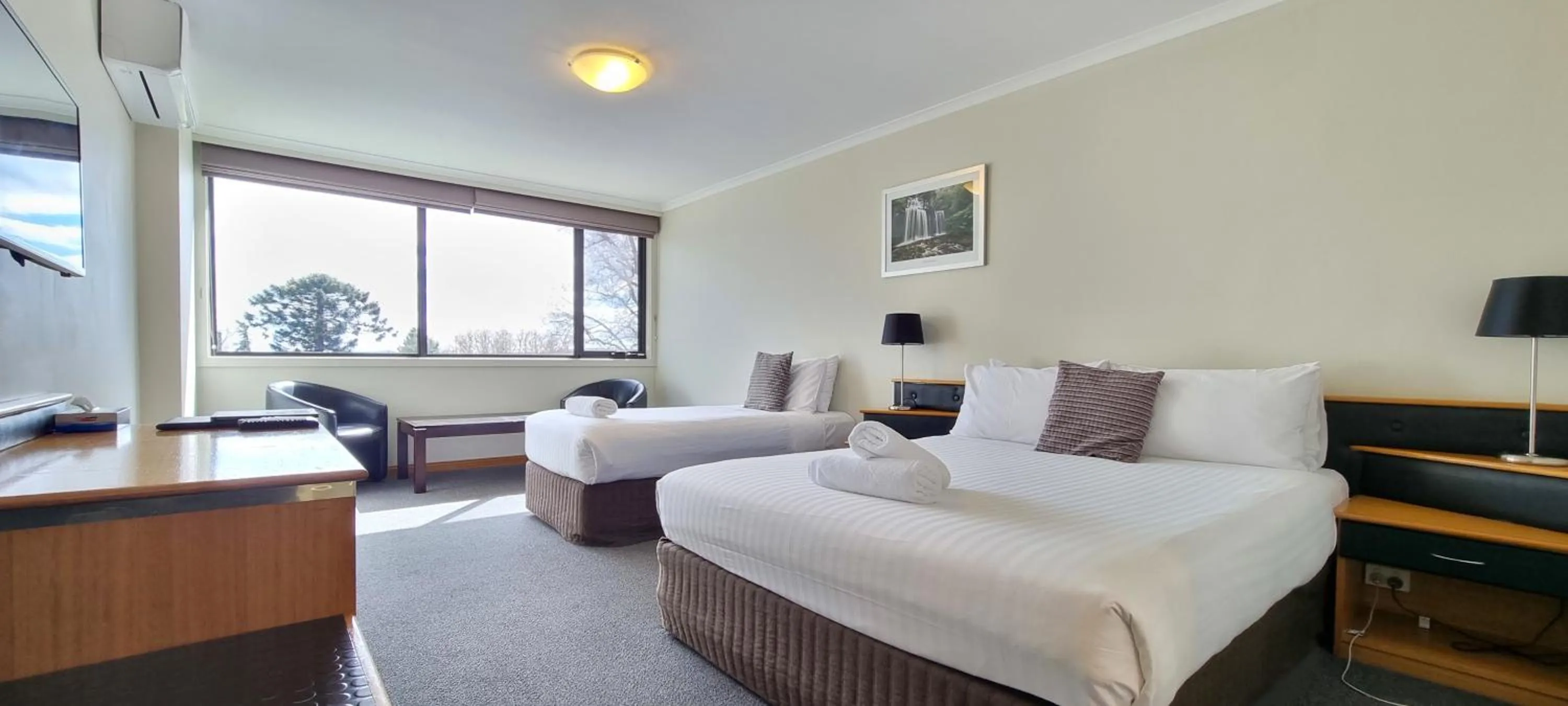 Bed in Commodore Regent Launceston