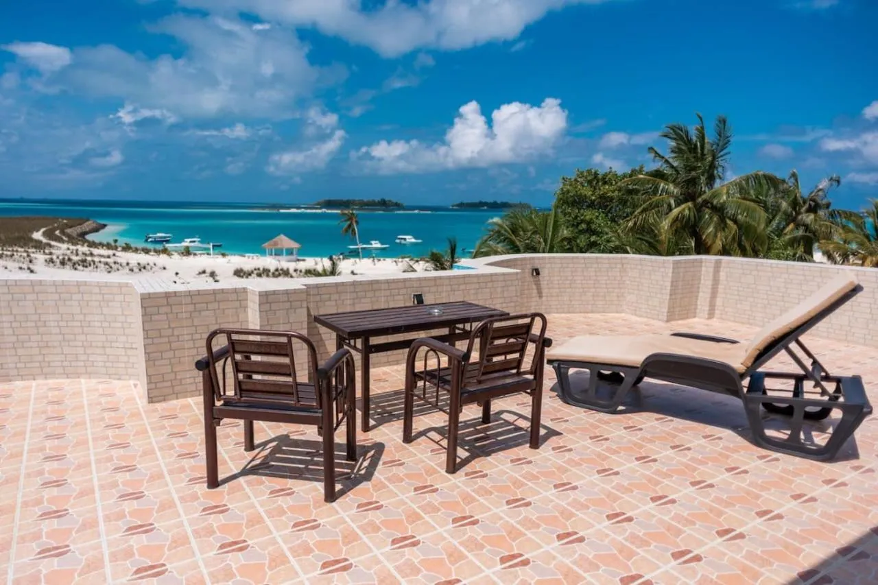 Property building in IRIS Beach Residence