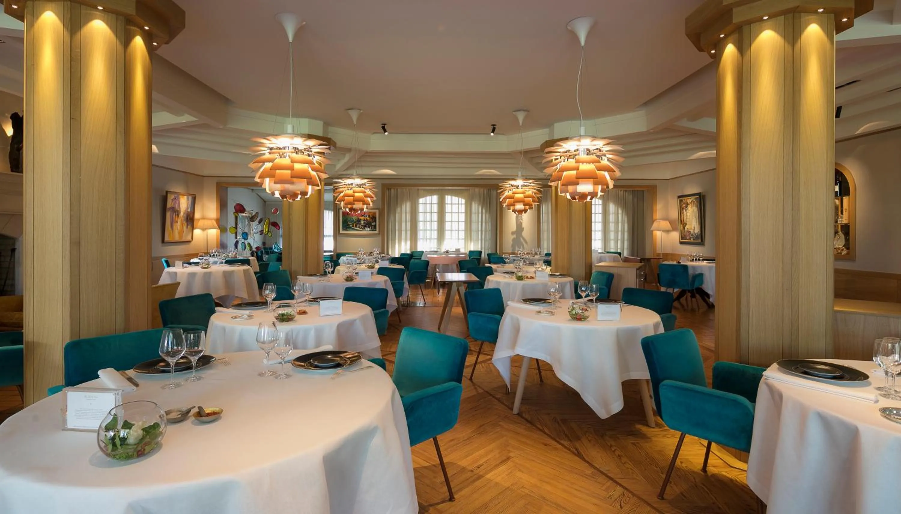 Restaurant/places to eat in Relais de la Poste