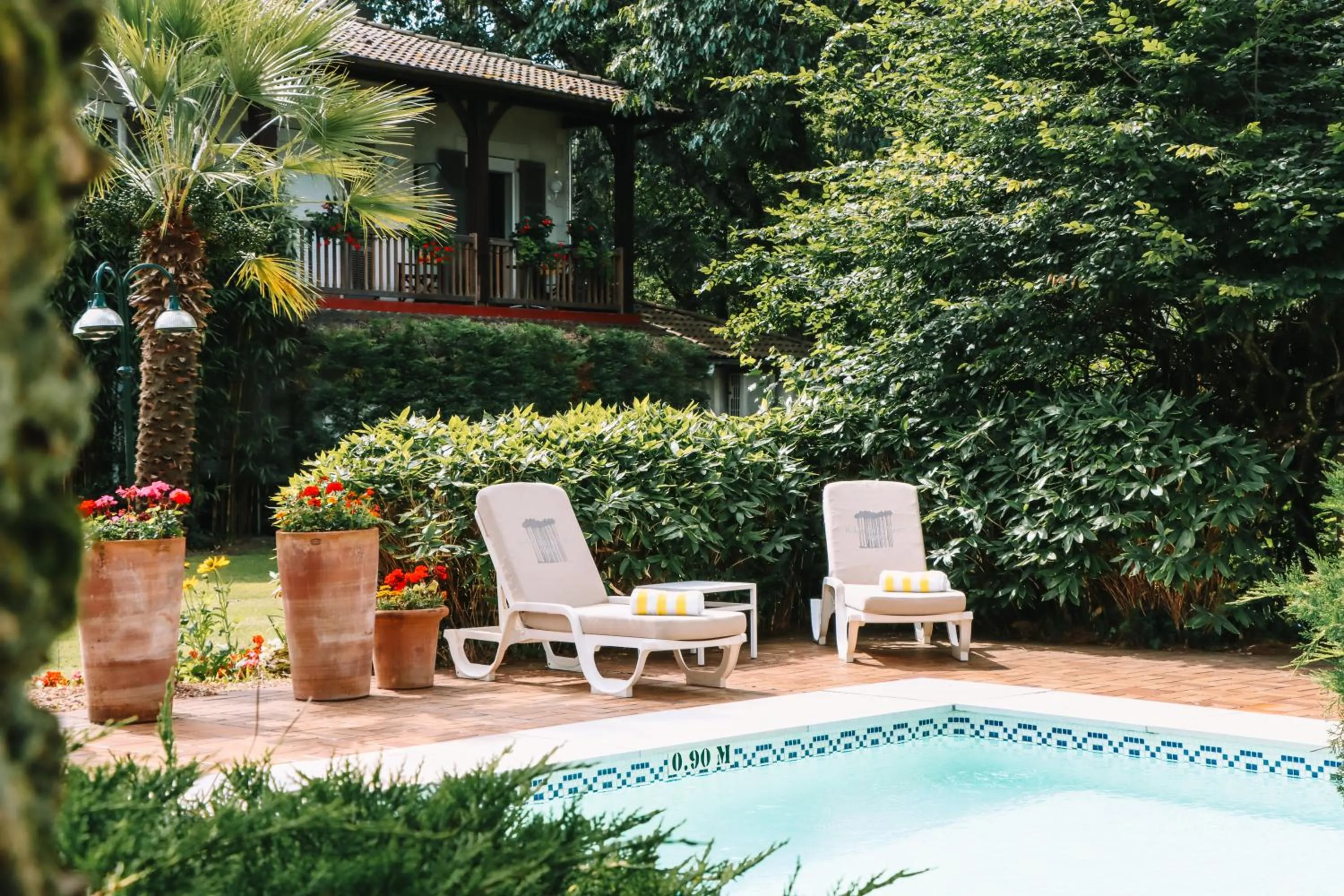Swimming pool in Relais de la Poste