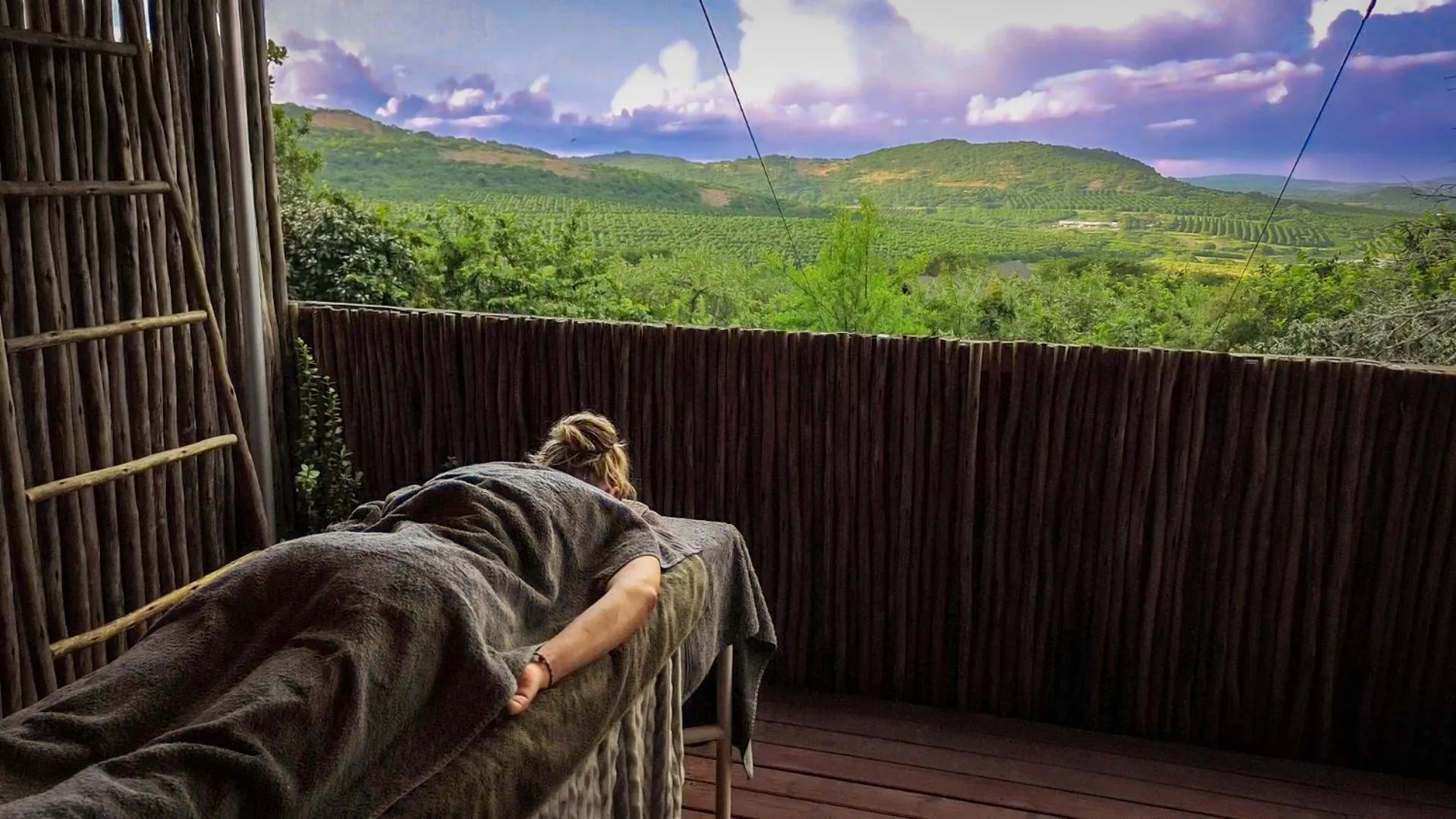 Massage in Ndhula Luxury Tented Lodge