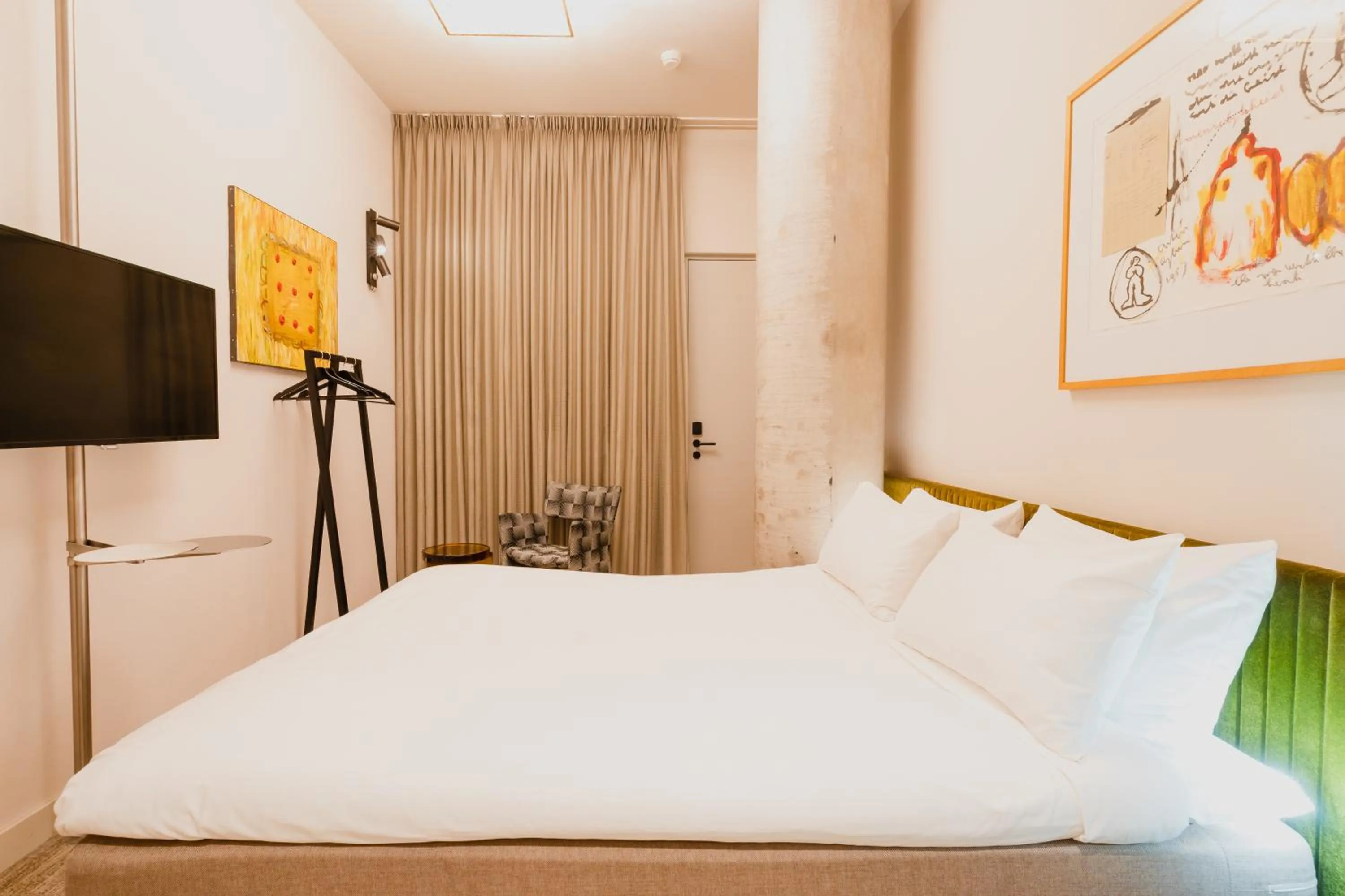 Bed in Hotel Pontsteiger