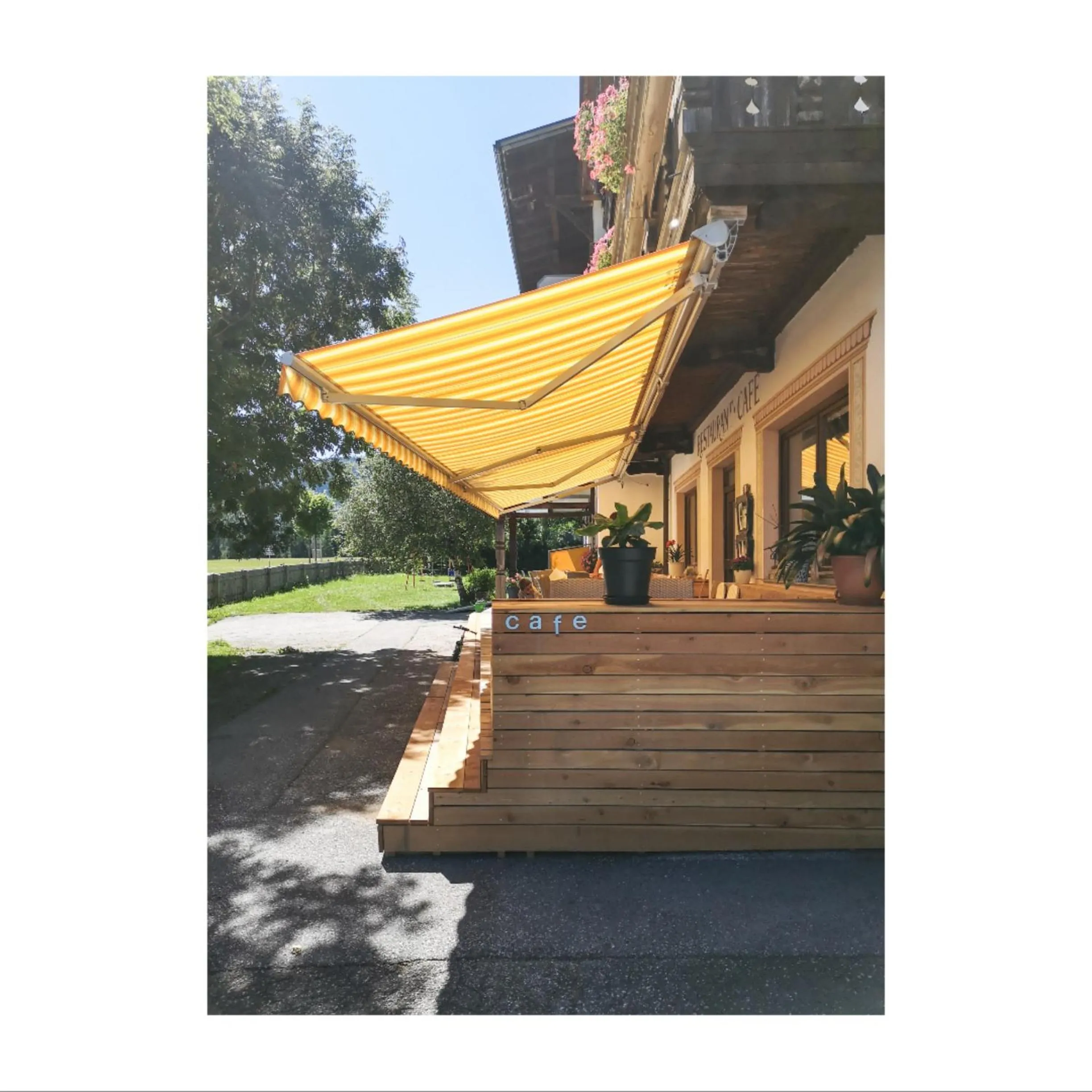 Property building in Design Apartments & Zimmer - Zugspitze