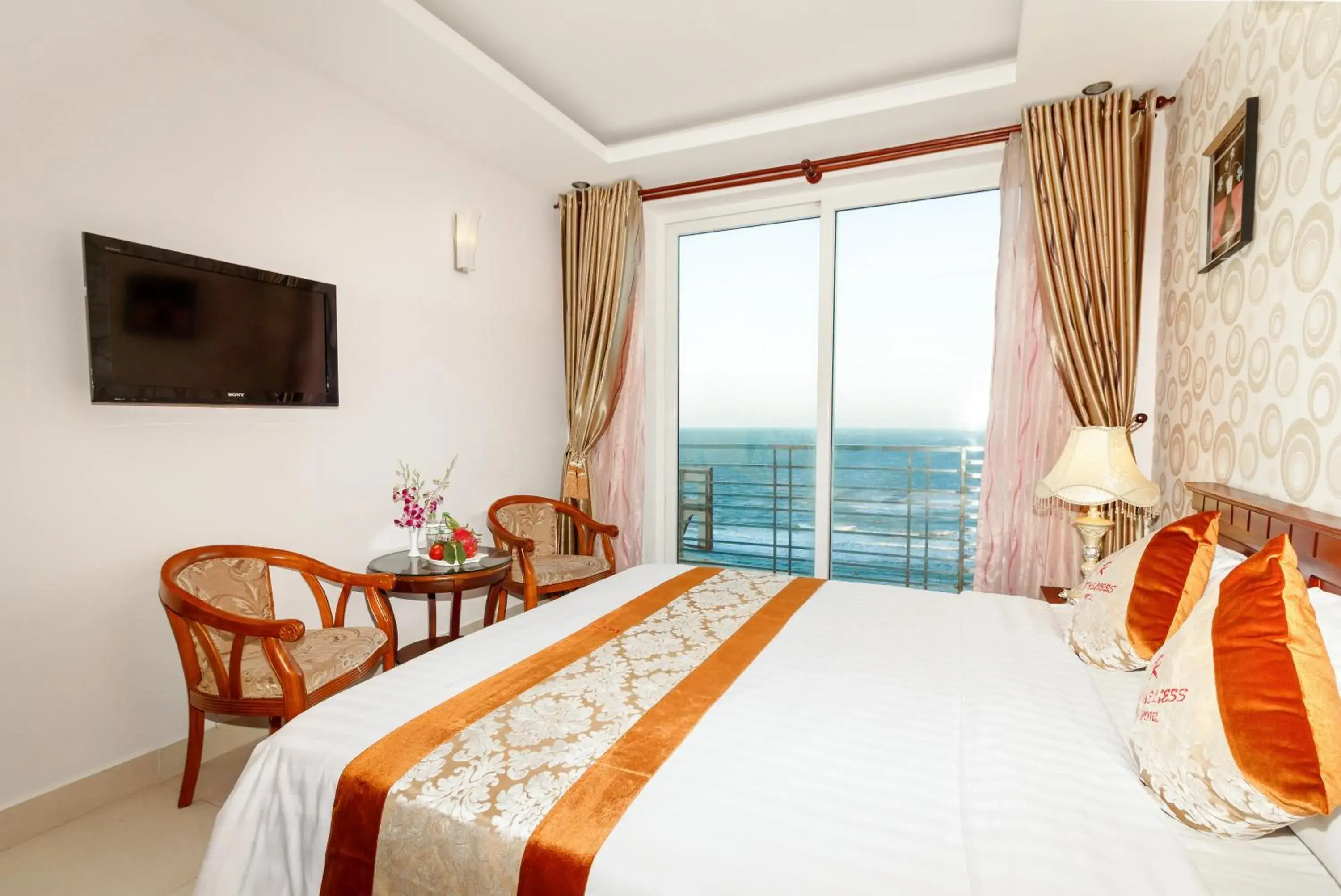 Deluxe Double or Twin Room with Sea View in Romeliess Hotel Deluxe Double or Twin Room with Sea View in Romeliess Hotel