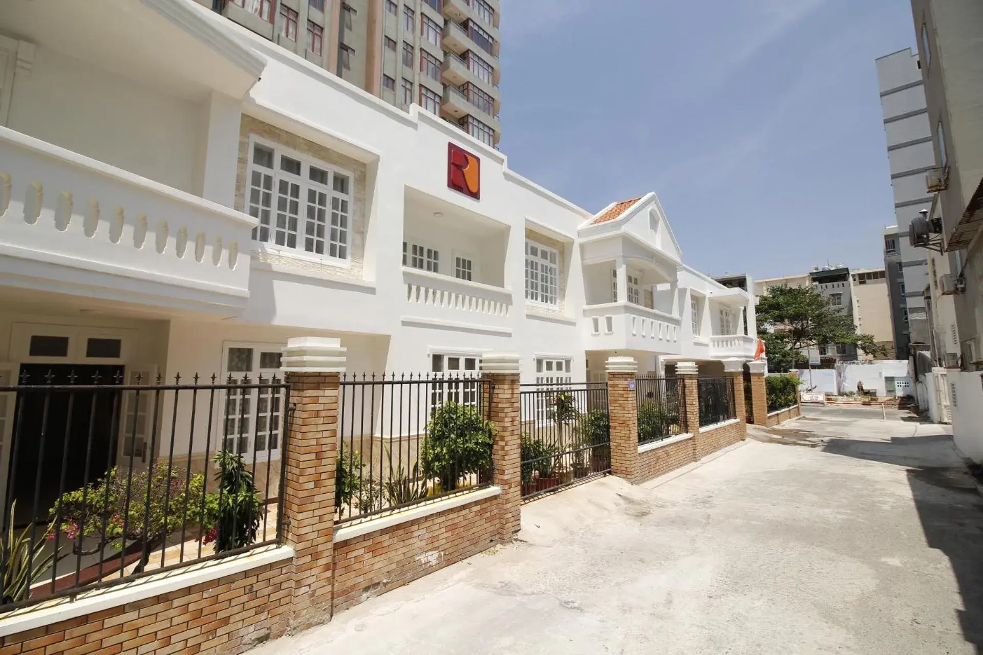 Deluxe Double or Twin Room with Garden View in Romeliess Hotel Deluxe Double or Twin Room with Garden View in Romeliess Hotel