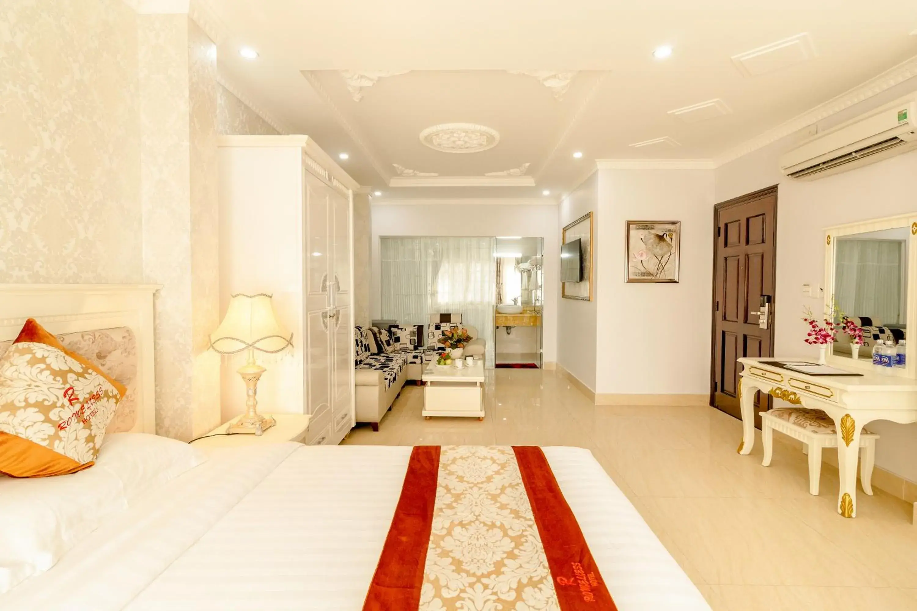 Bed in Romeliess Hotel Bed in Romeliess Hotel