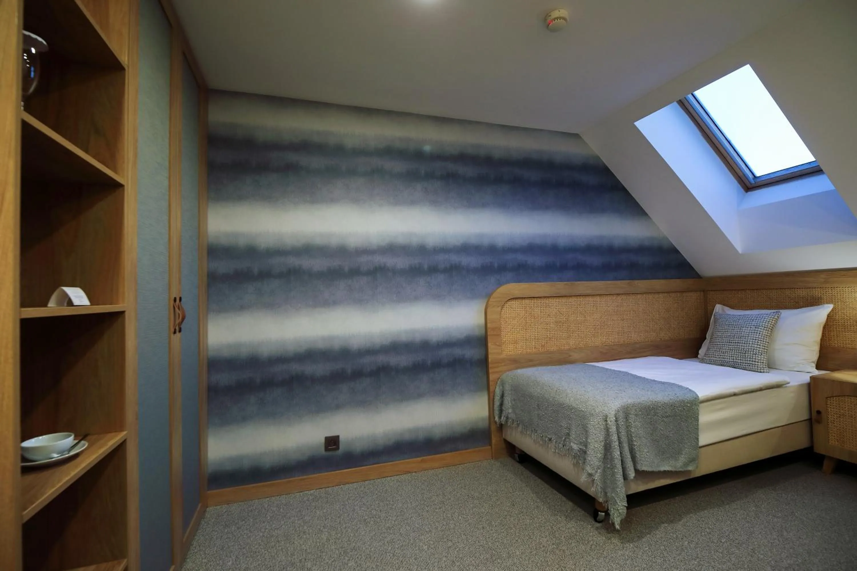 Photo of the whole room, Bed in Hotel Golden Key, 4 Stars Superior