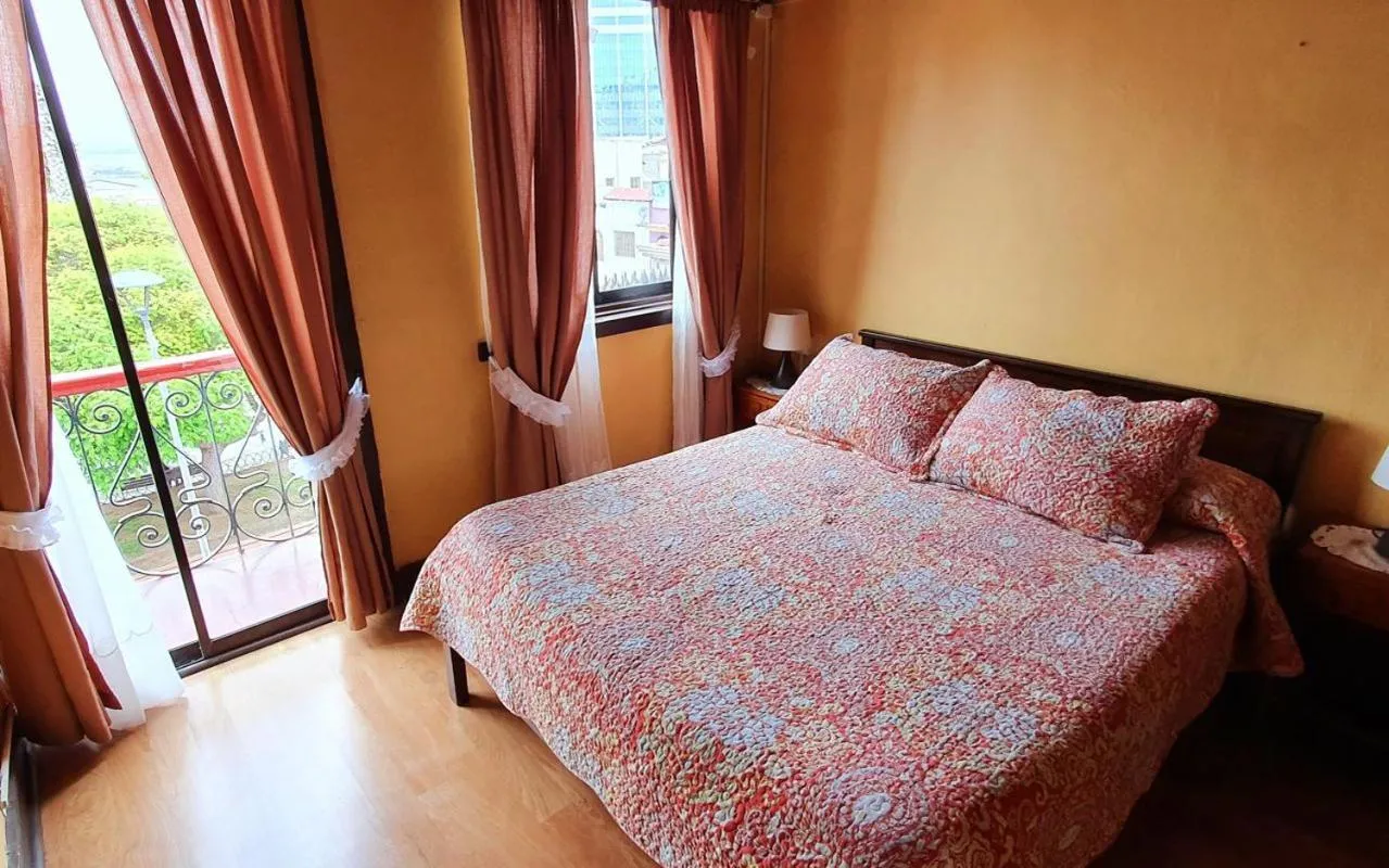 Double Room with Private Bathroom in Hotel Iberia
