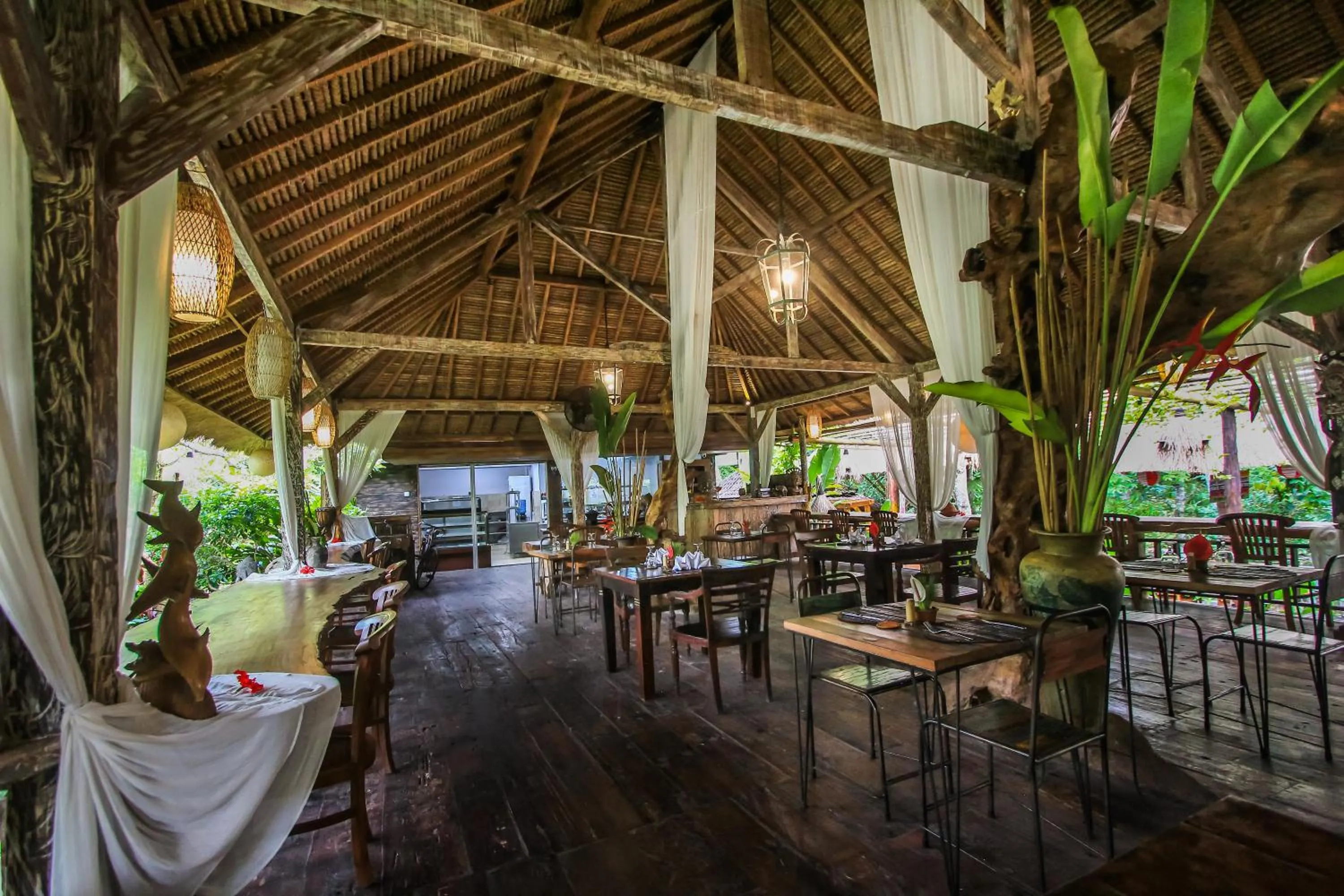 Restaurant/places to eat in Keramas Sacred River Retreat Resort and Villa
