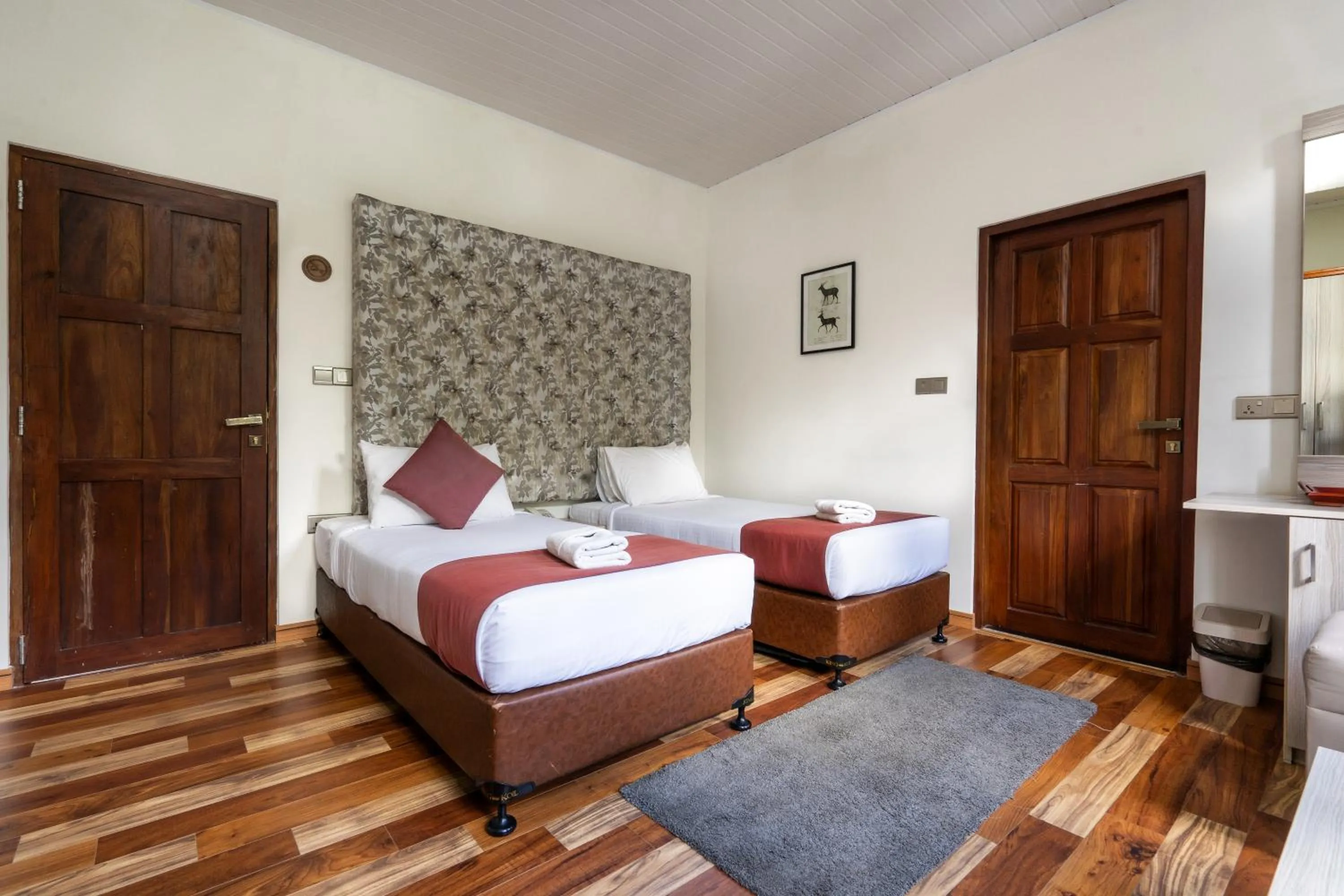 Photo of the whole room, Bed in The Wind Castle