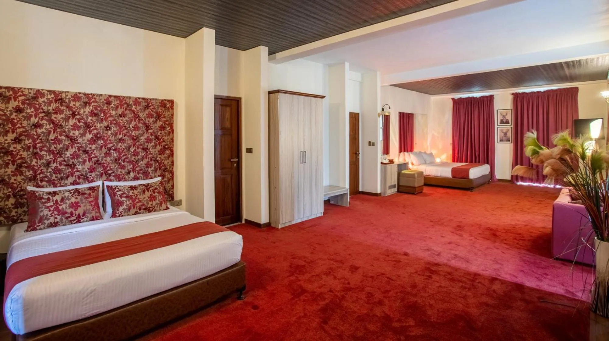 Photo of the whole room, Bed in The Wind Castle