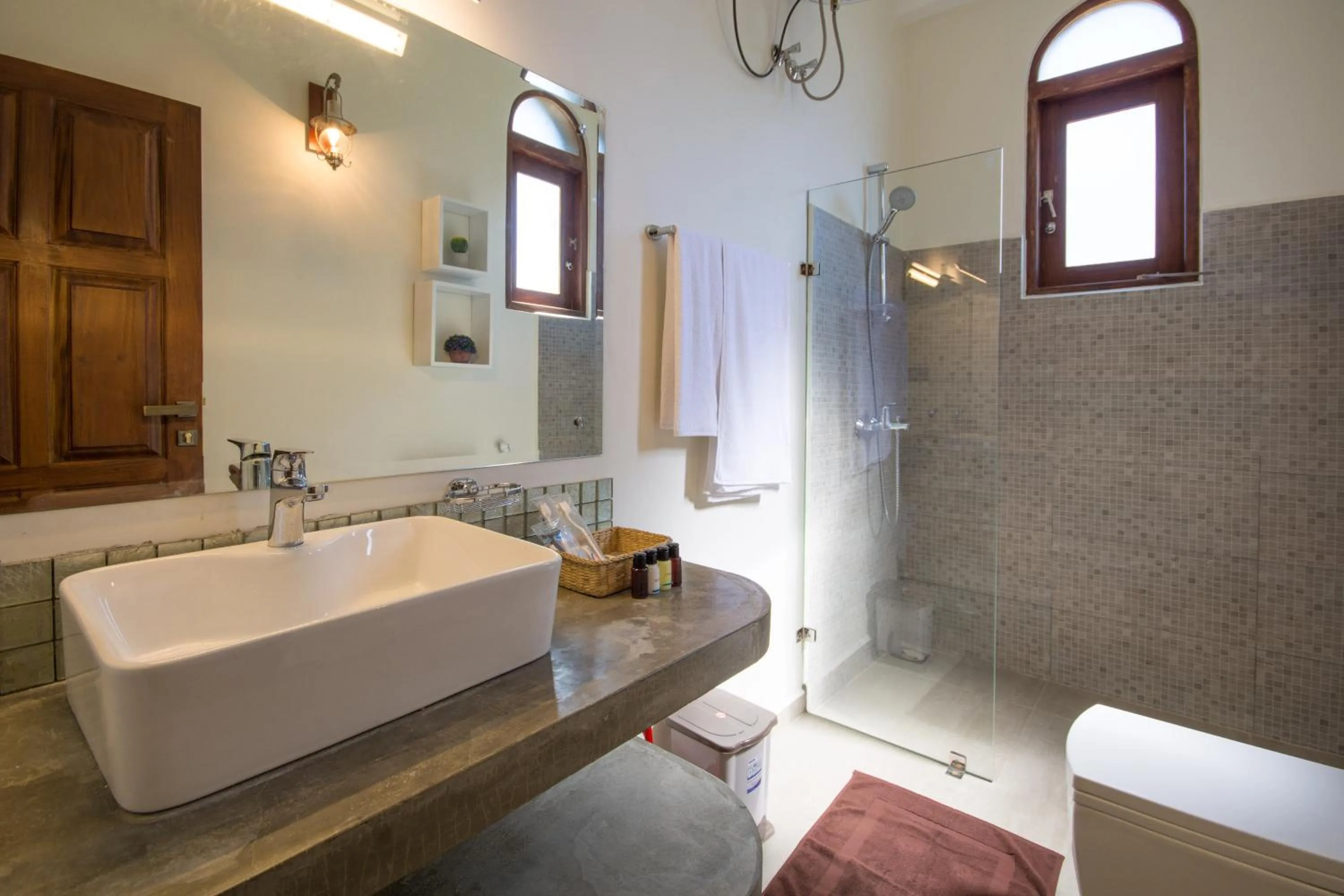 Shower in The Wind Castle