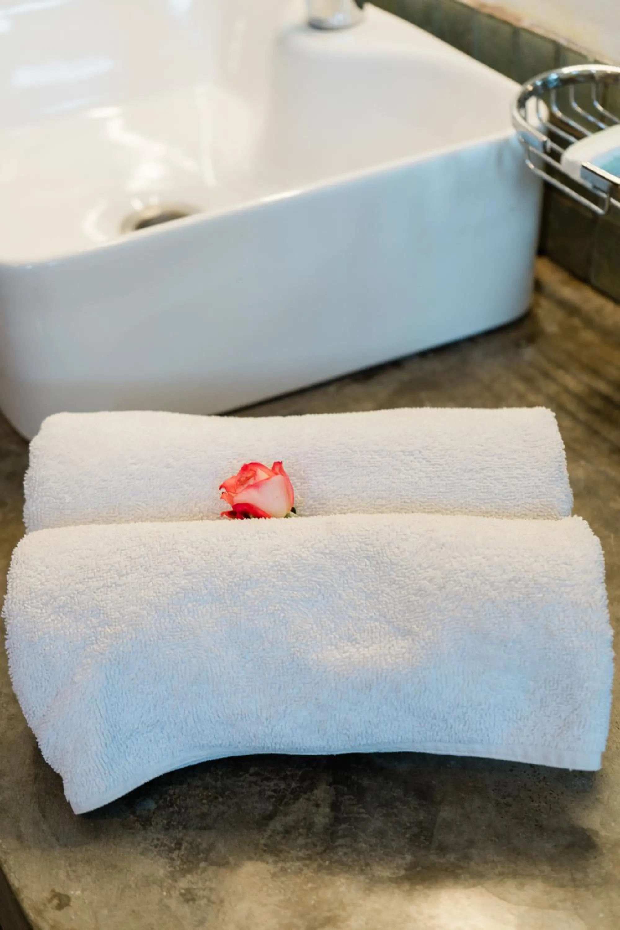 towels, Bed in The Wind Castle