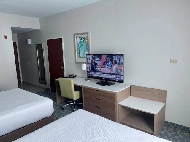 Bed in Best Western Wesley Chapel