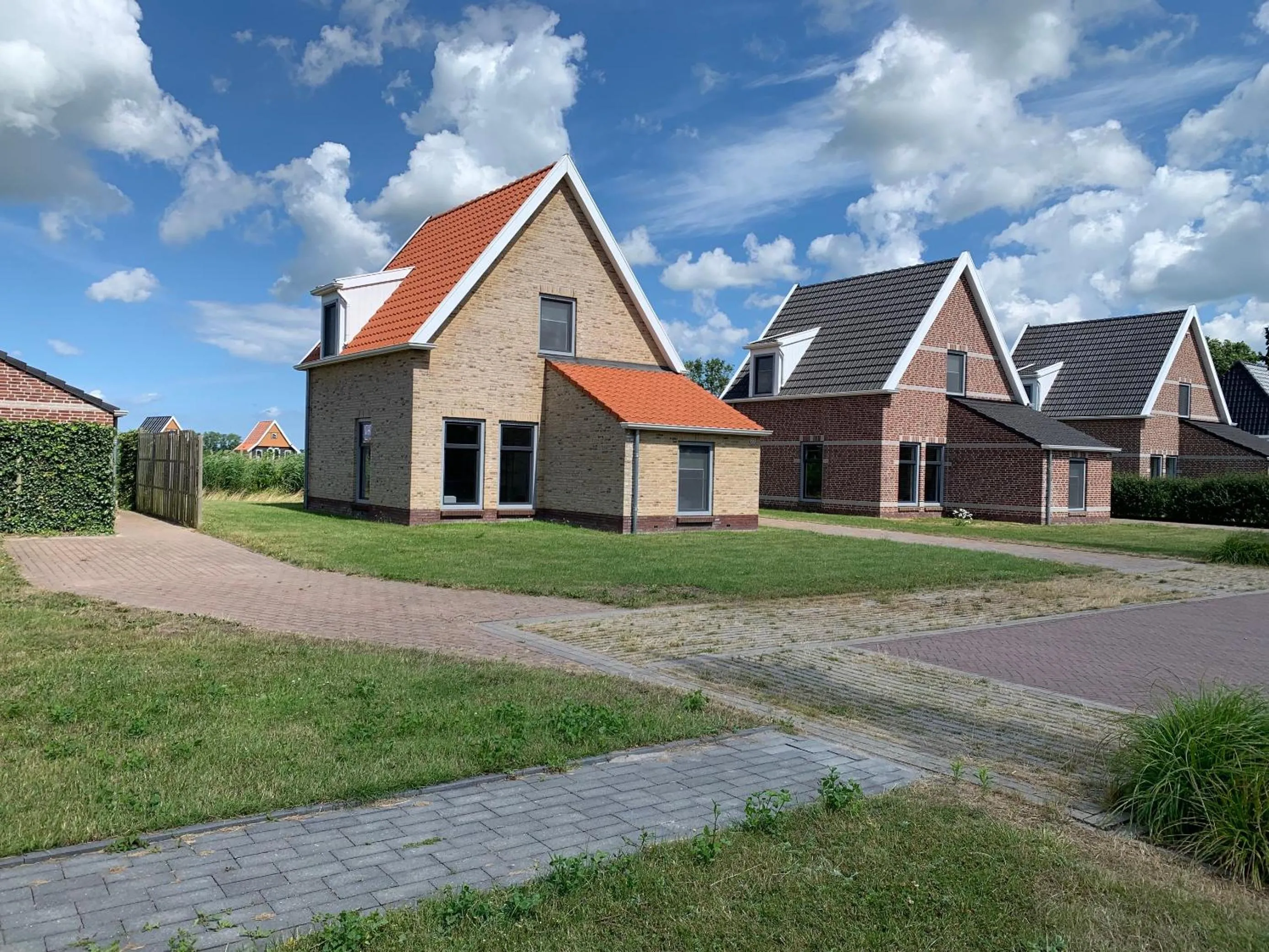 Property building in Waterdorp Burdaard