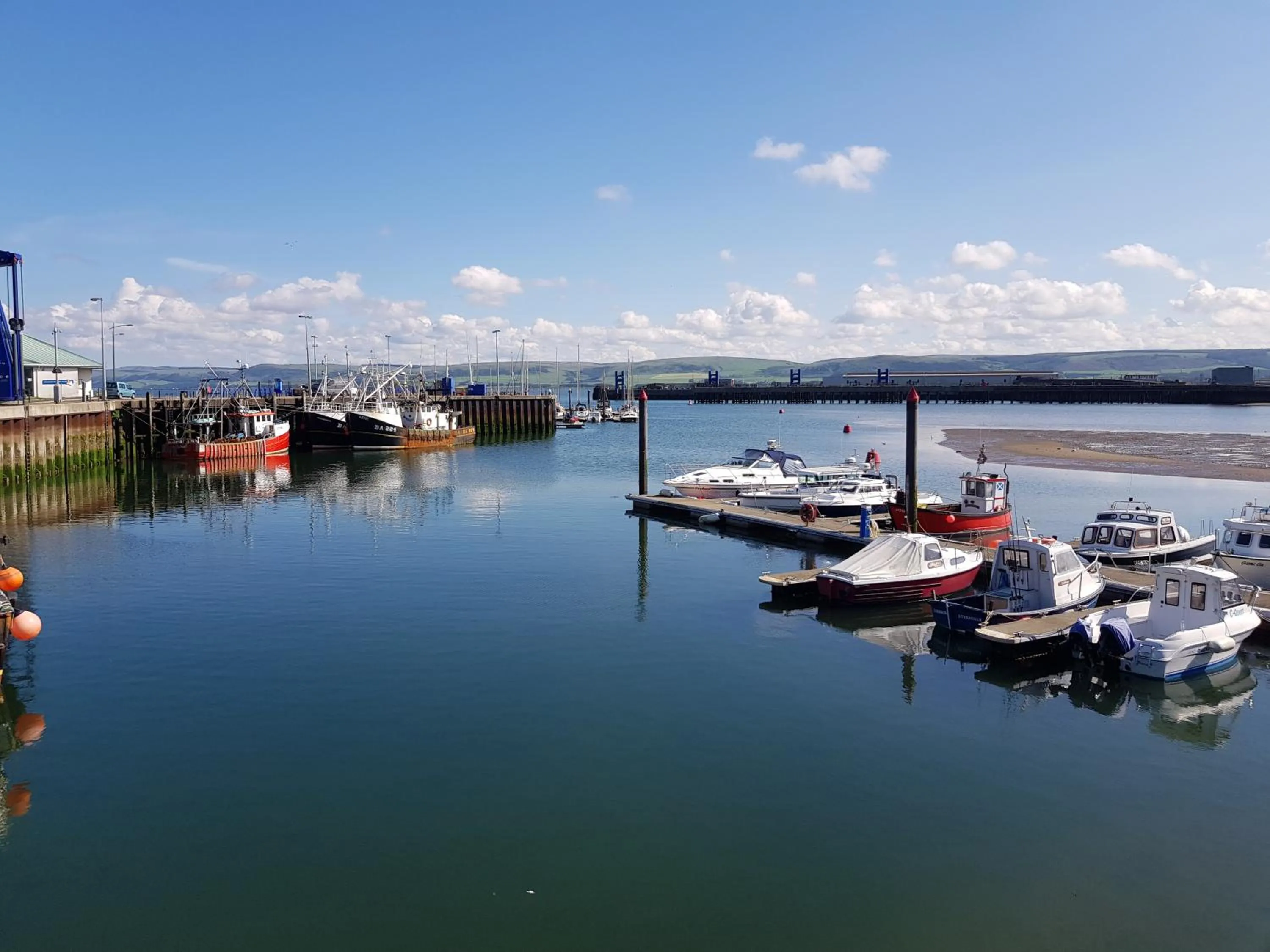 Neighbourhood in The Swan Inn