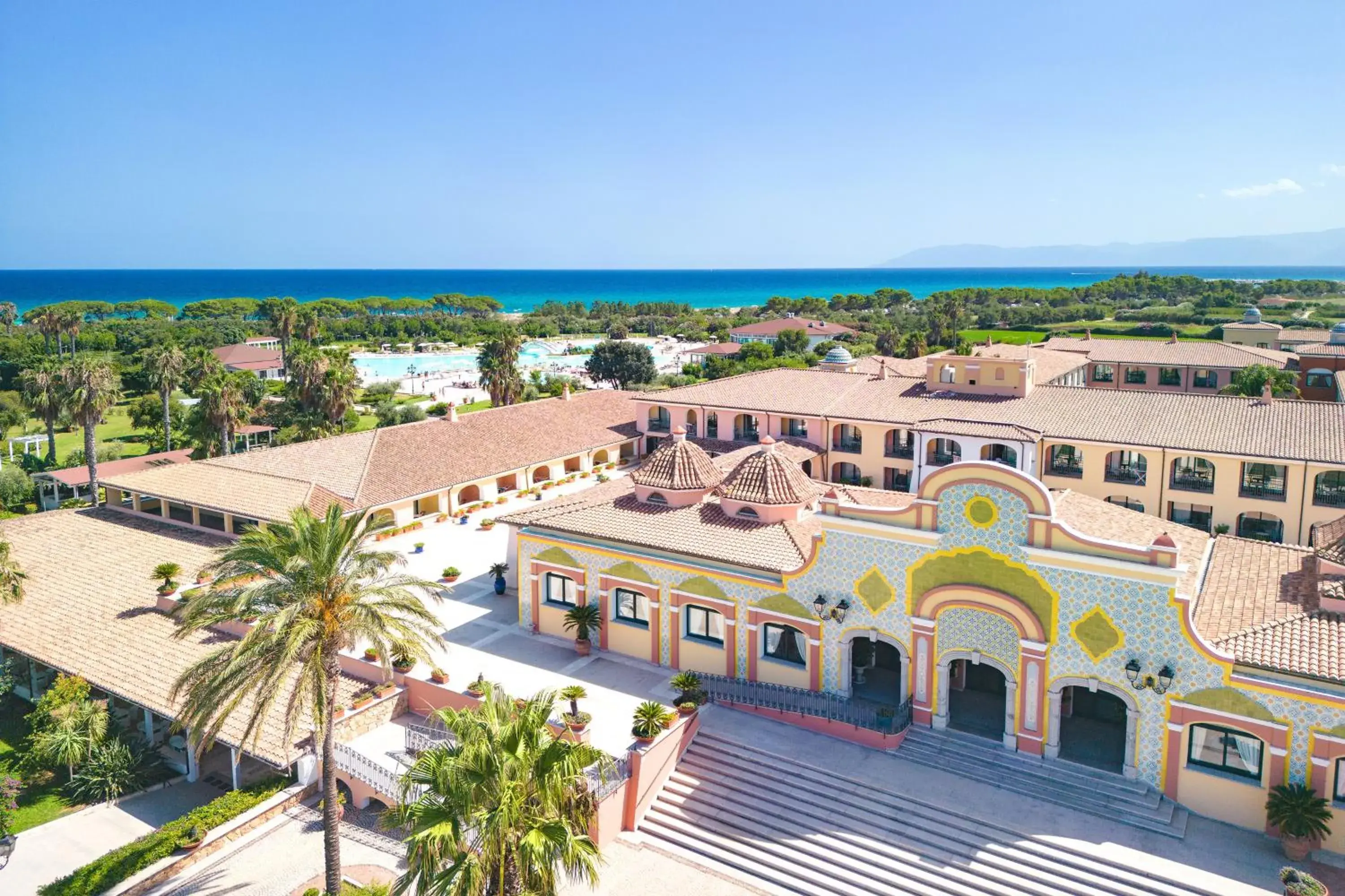 Property building in Club Hotel Marina Beach Property building in Club Hotel Marina Beach