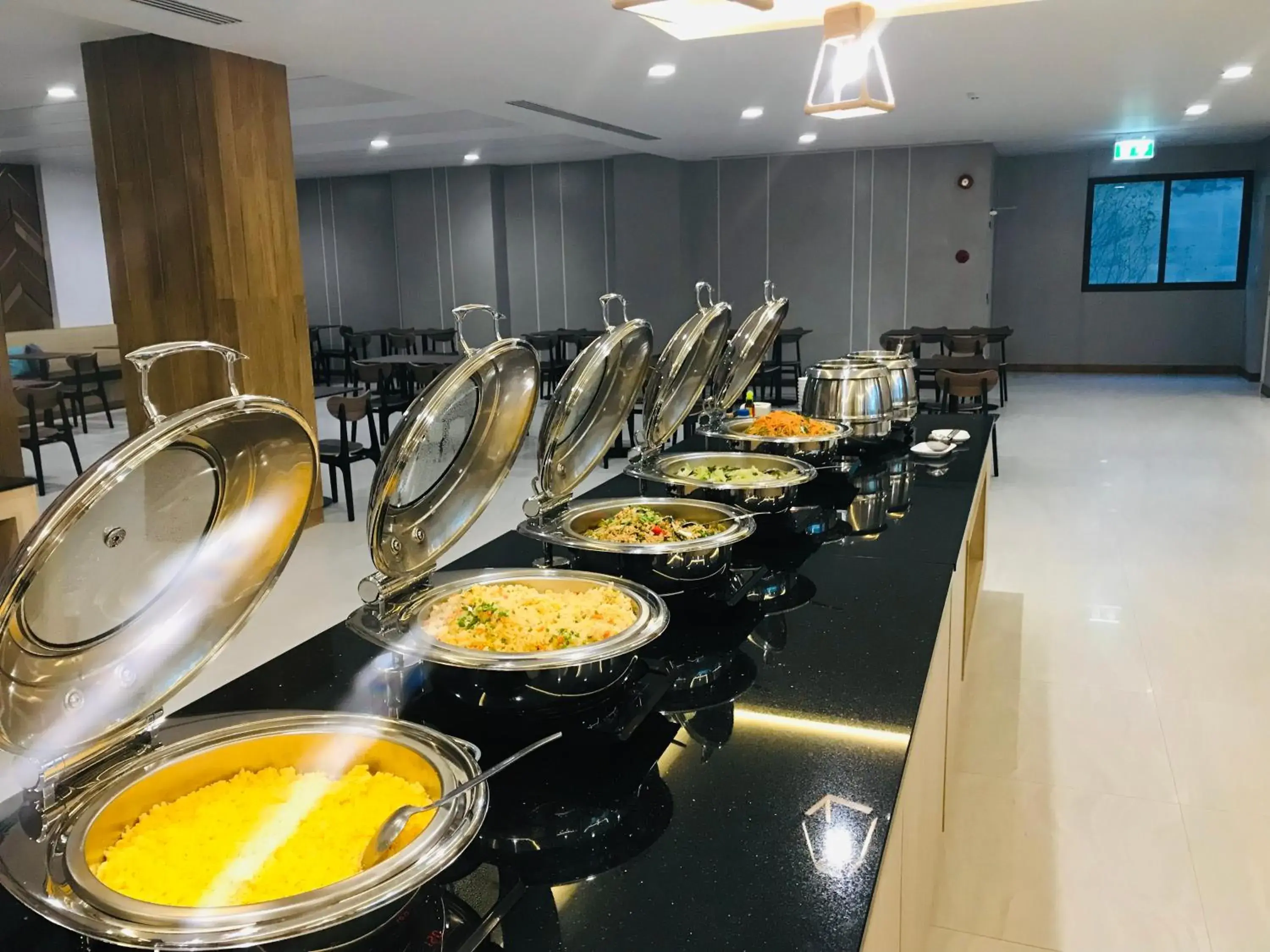 Breakfast in Paragon Grand Resort Breakfast in Paragon Grand Resort