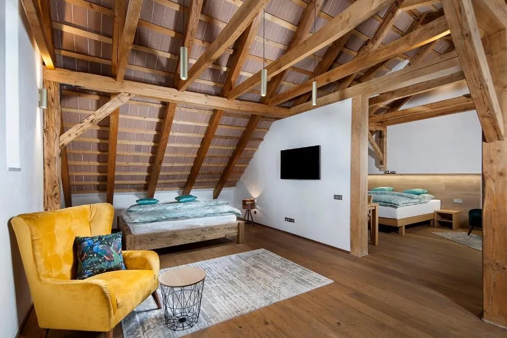 Photo of the whole room, Bed in Kaštieľ Kubínyi