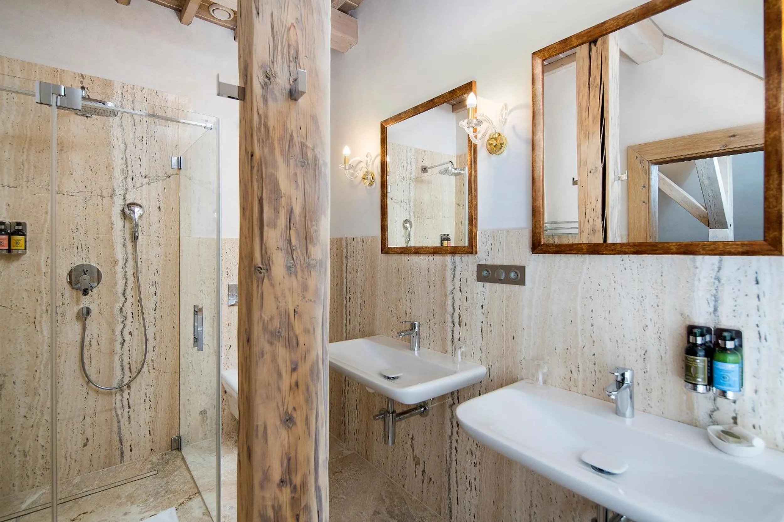 Bathroom in Kaštieľ Kubínyi