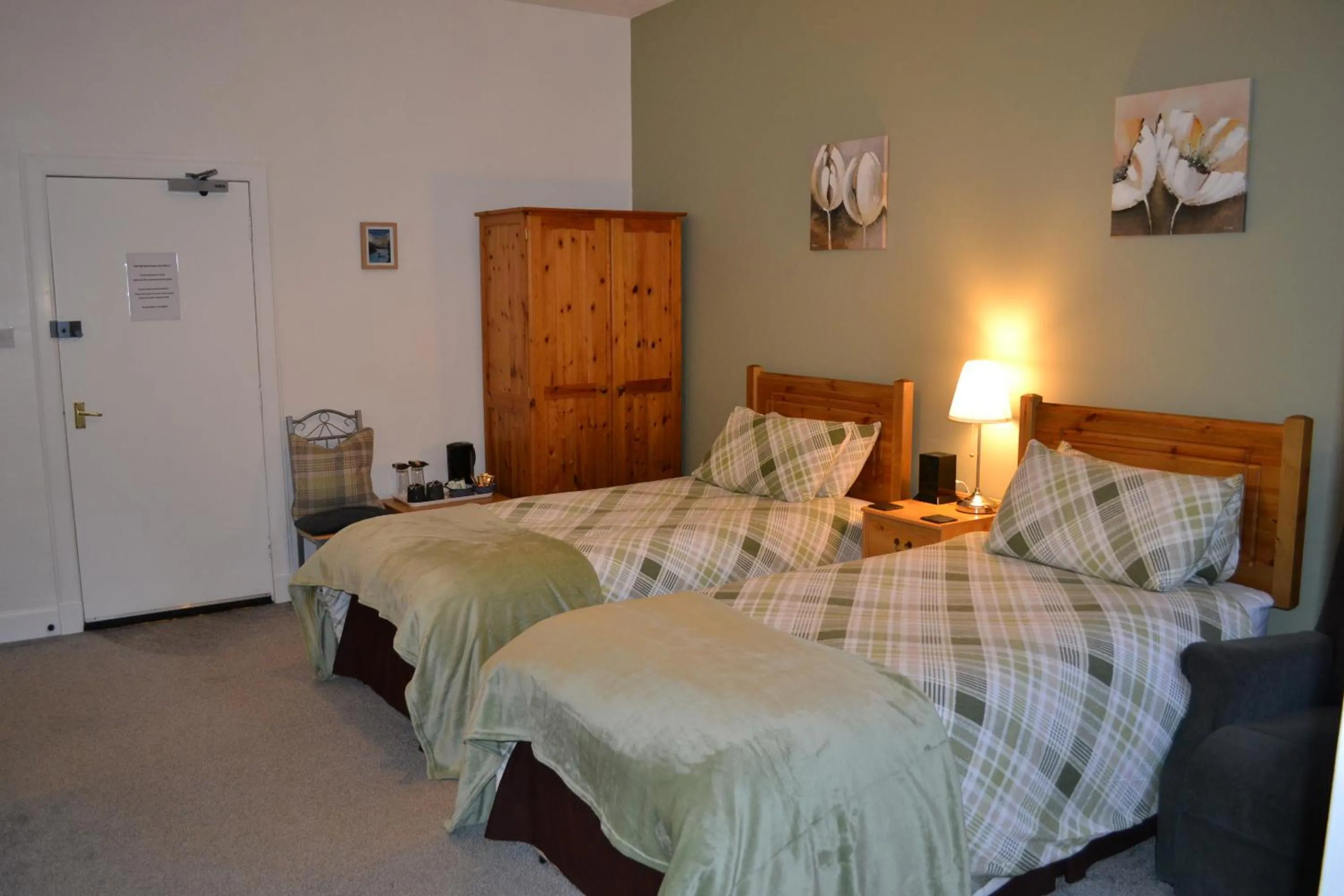 Bedroom, Bed in Cuil-An-Daraich Guest House