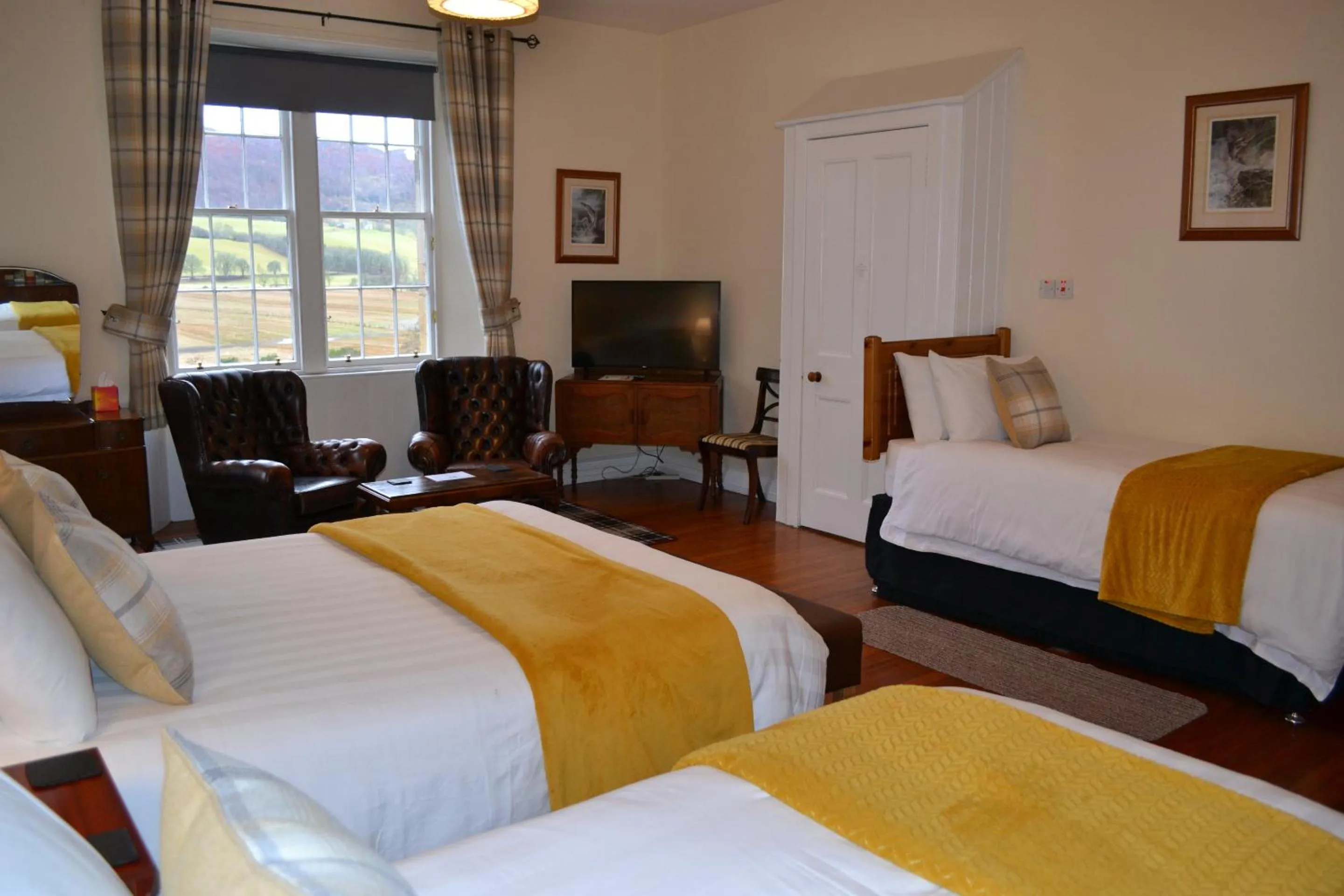 Bedroom, Bed in Cuil-An-Daraich Guest House