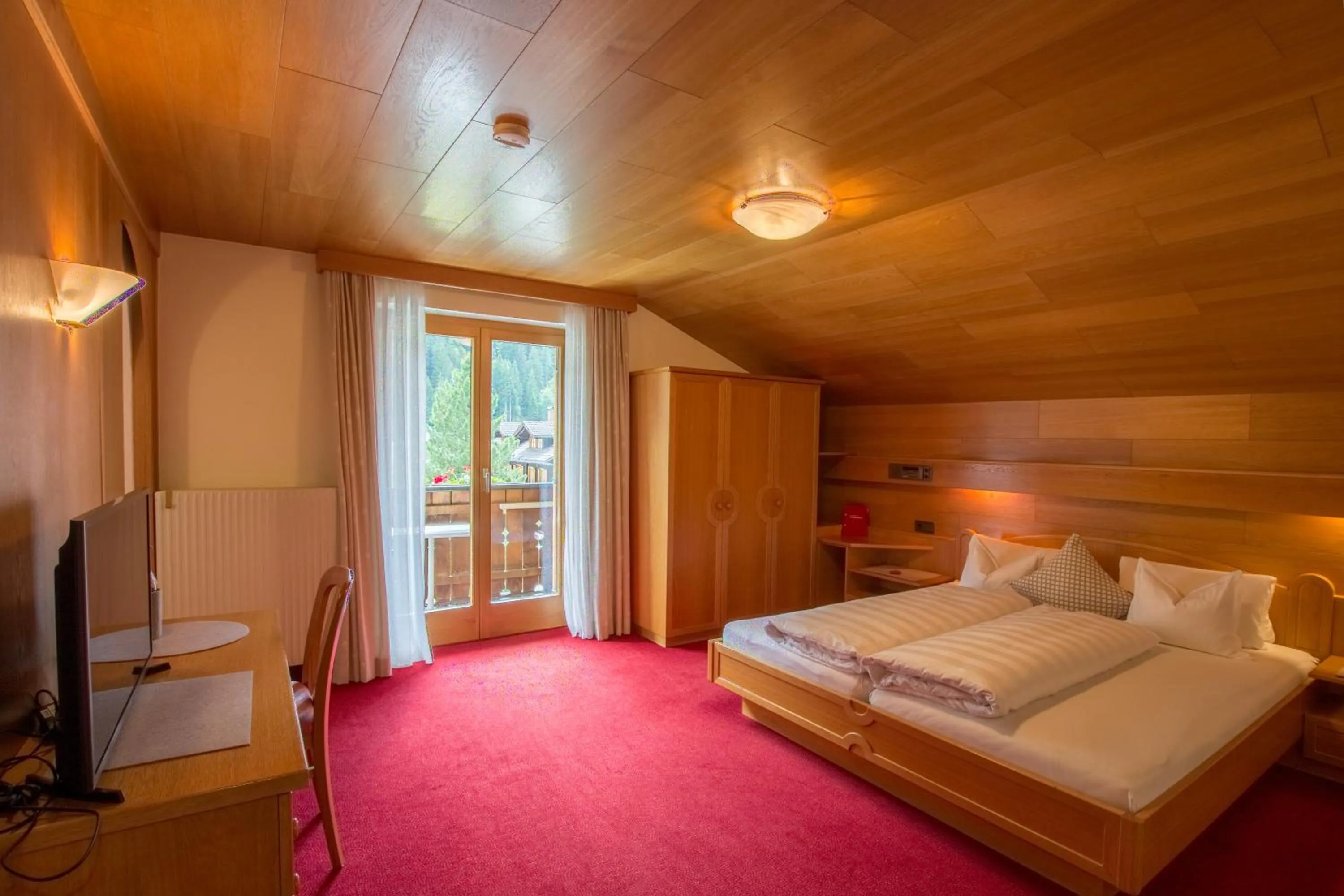 Bed in Pension Christophorus Hotel Garni