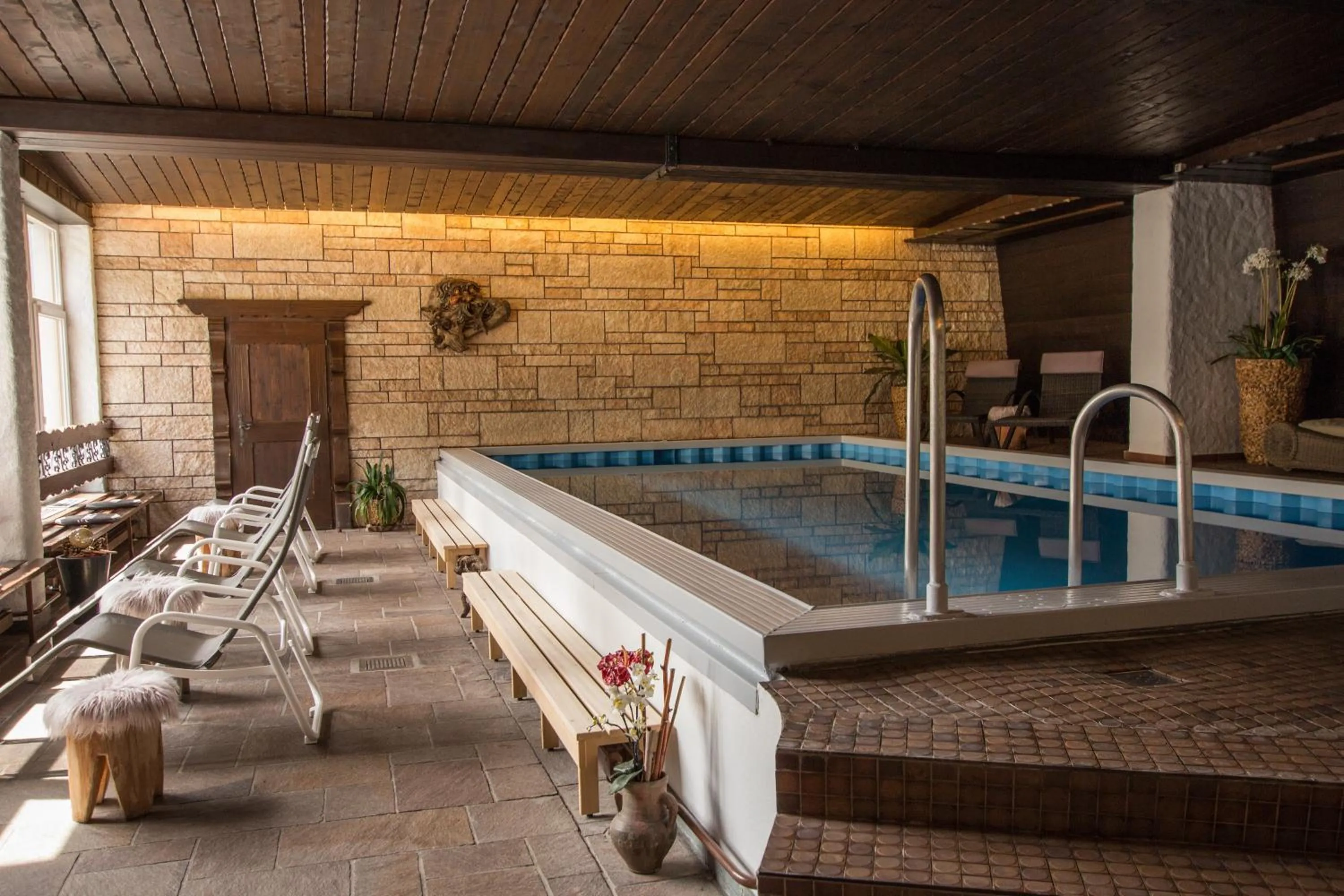 Swimming pool in Pension Christophorus Hotel Garni