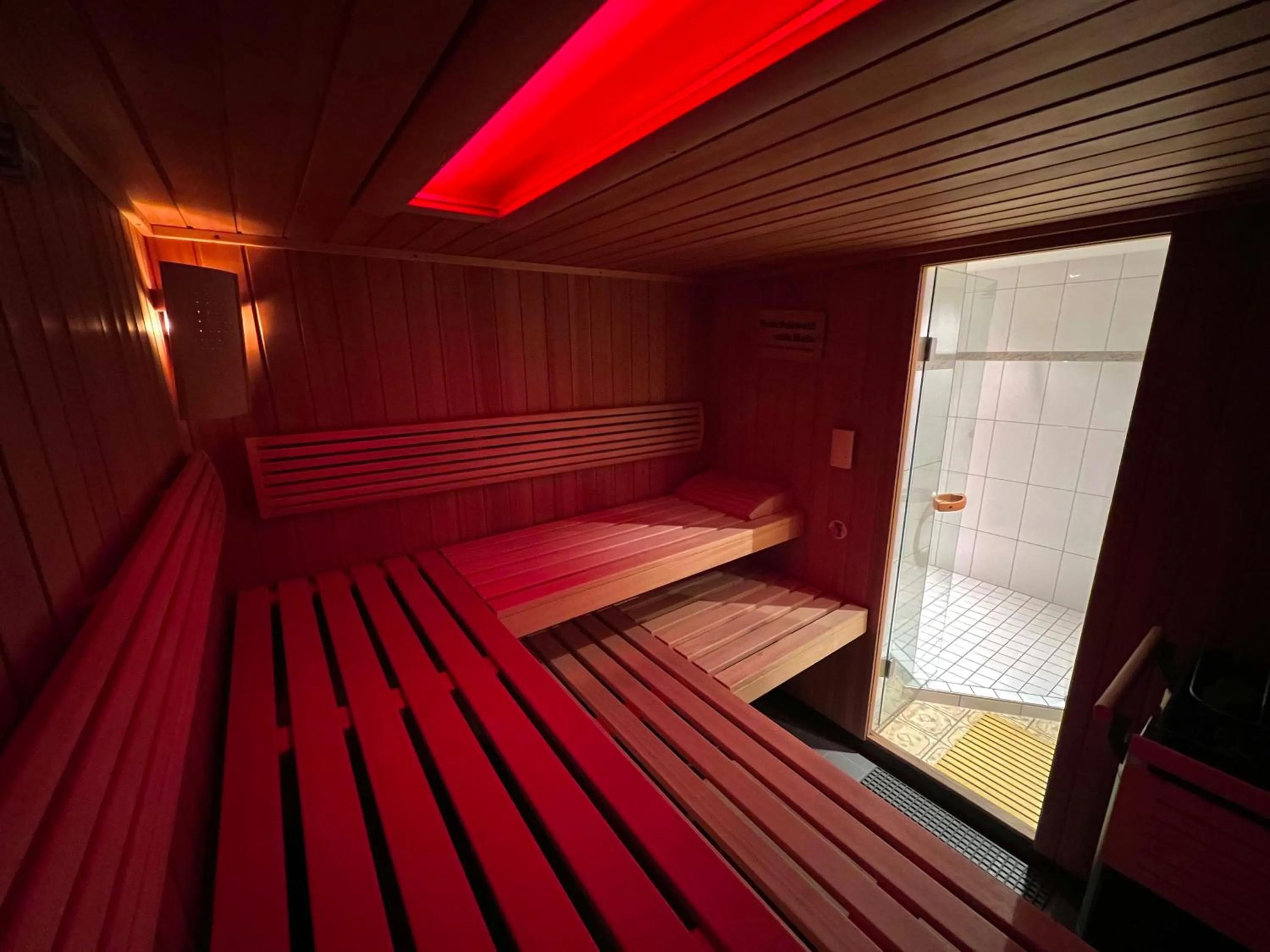 Sauna, Bed in Pension Christophorus Hotel Garni