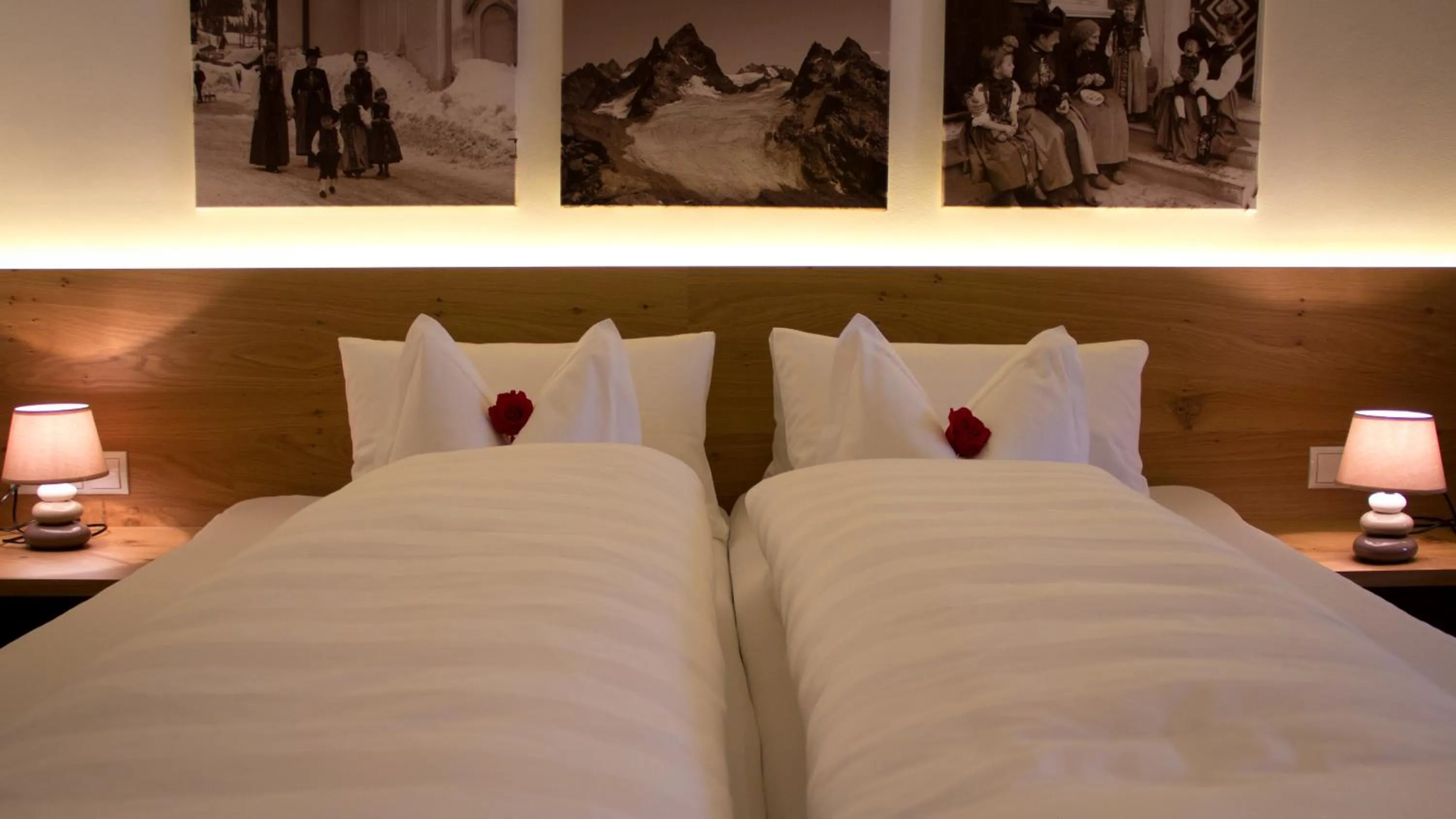 Photo of the whole room, Bed in Pension Christophorus Hotel Garni