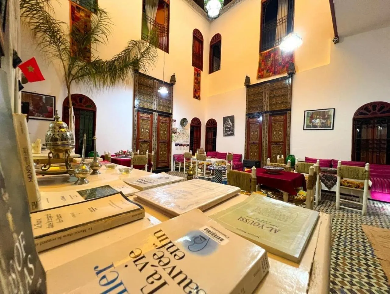 Restaurant/places to eat in Riad Dar Iman