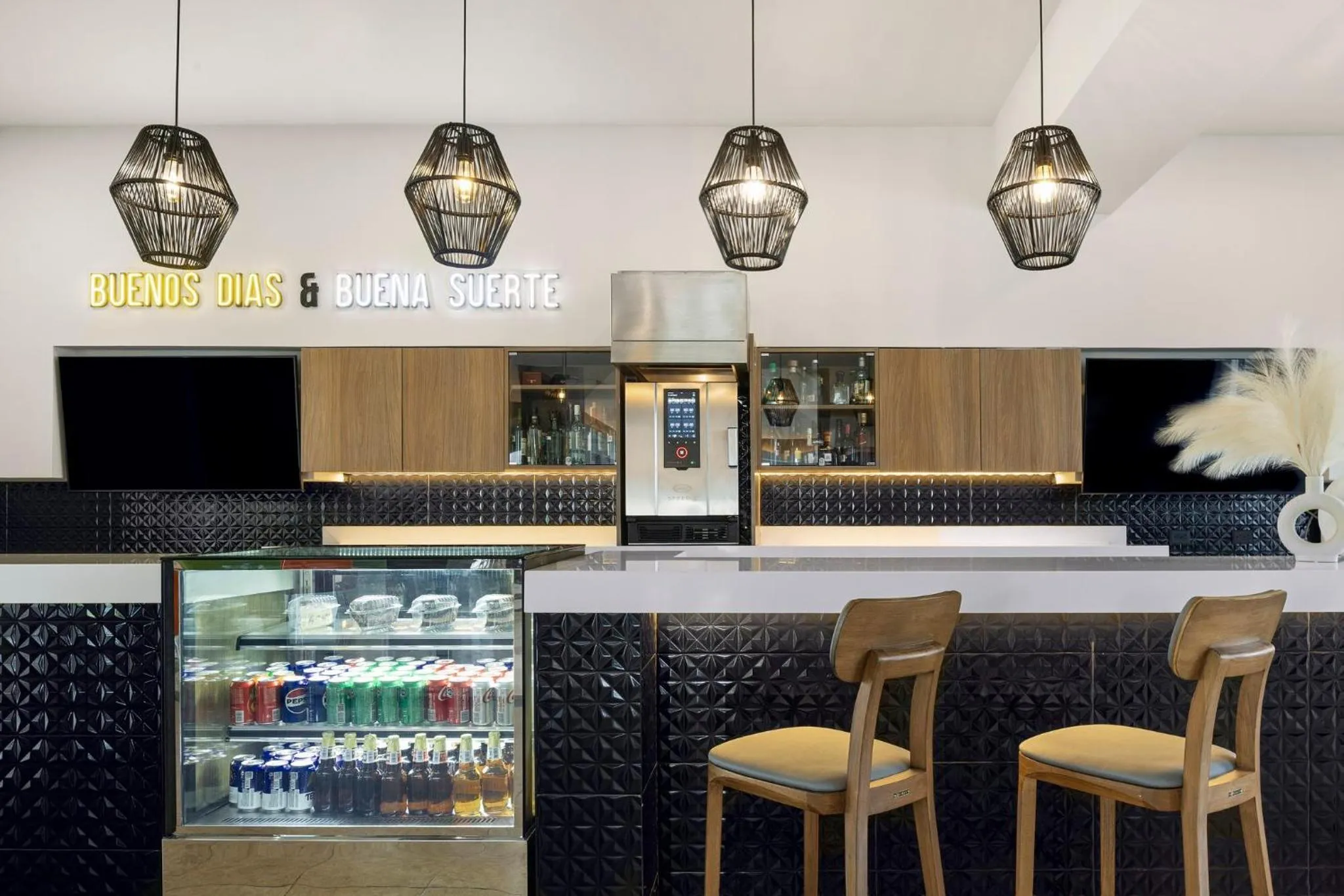 Restaurant/places to eat in Fiesta Inn Express Nuevo Laredo