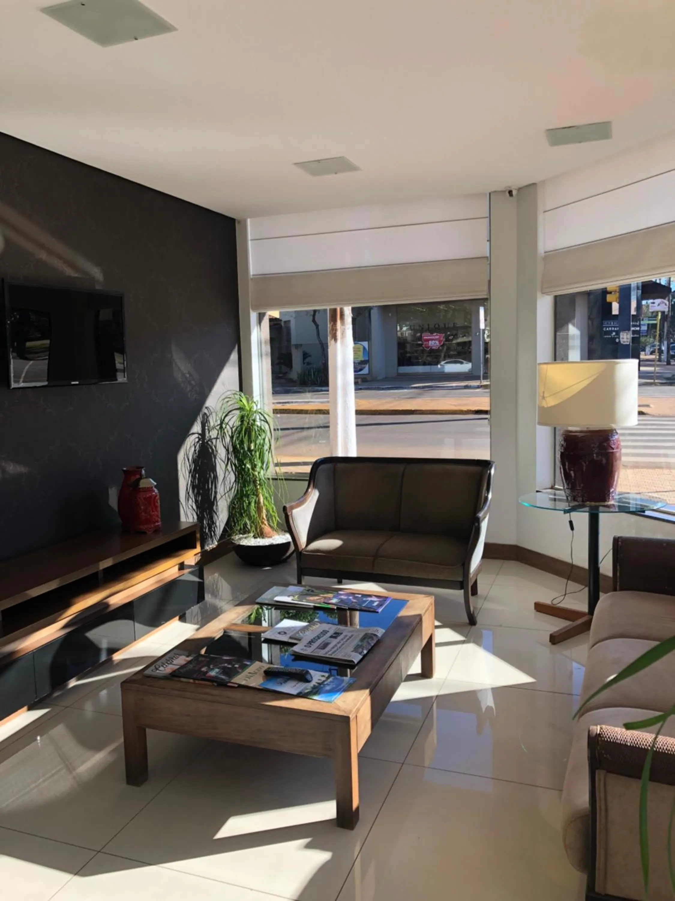 Lobby or reception in Bravo City Hotel Dourados