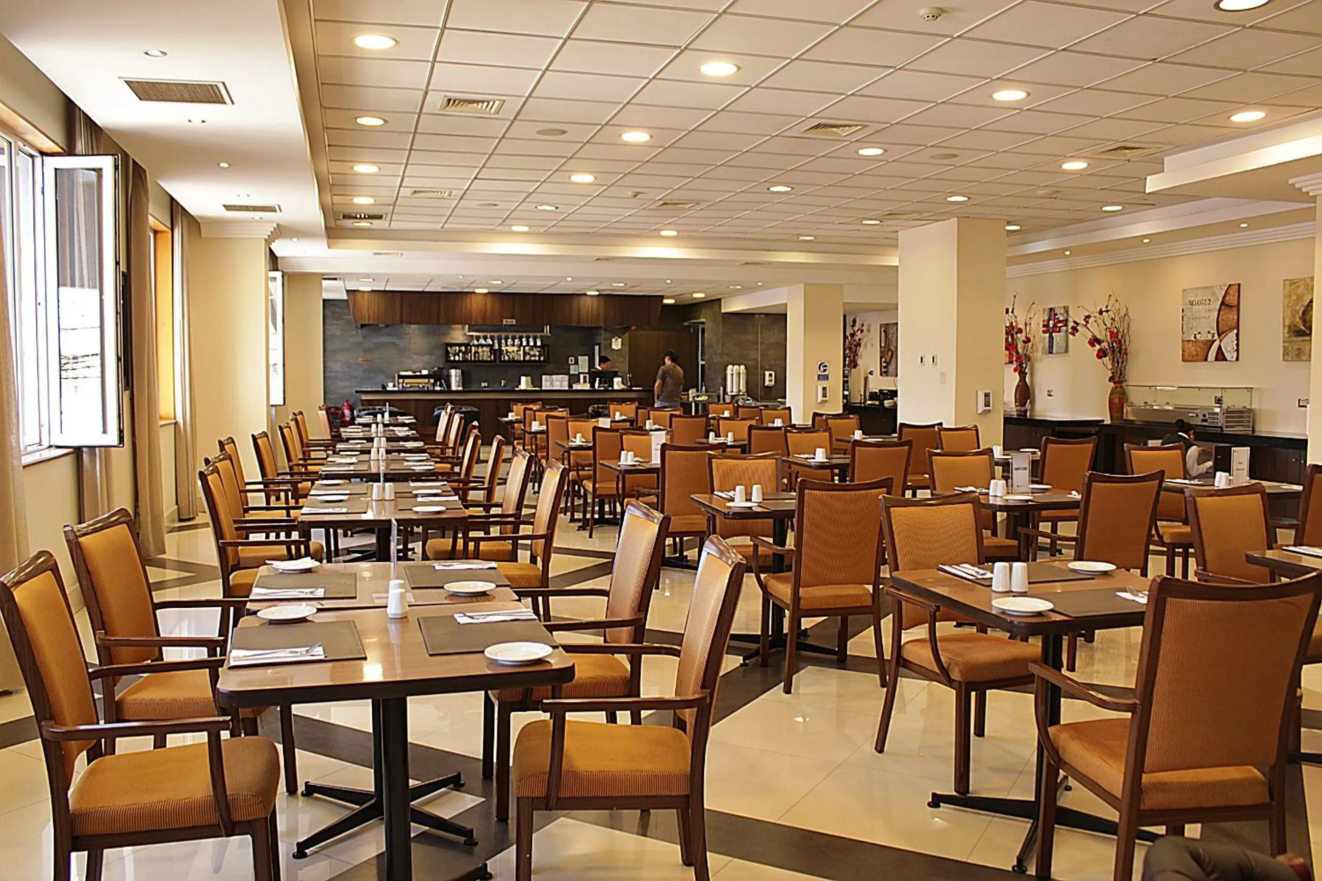Restaurant/places to eat in Hotel Diego de Almagro Iquique